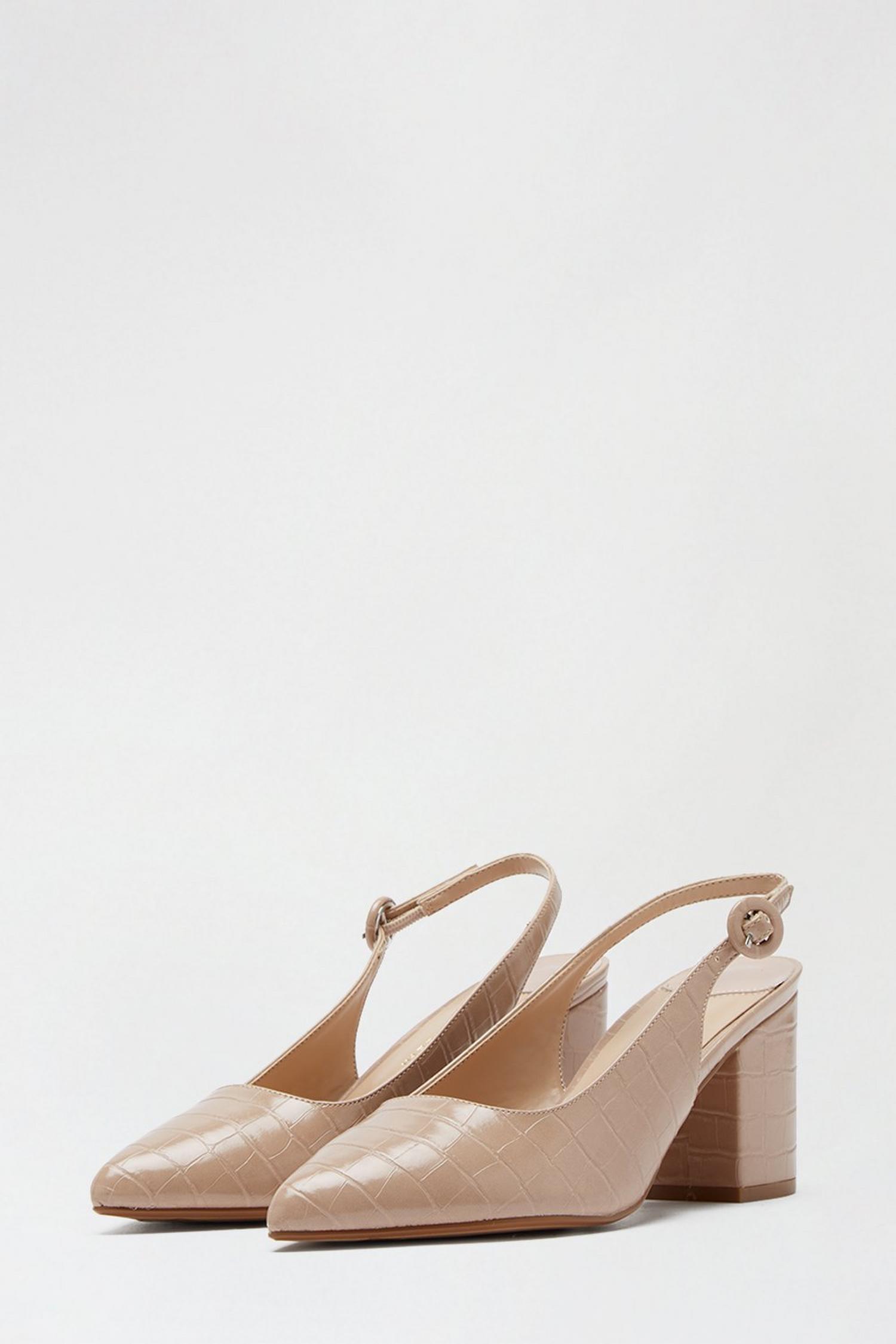 tan coloured court shoes