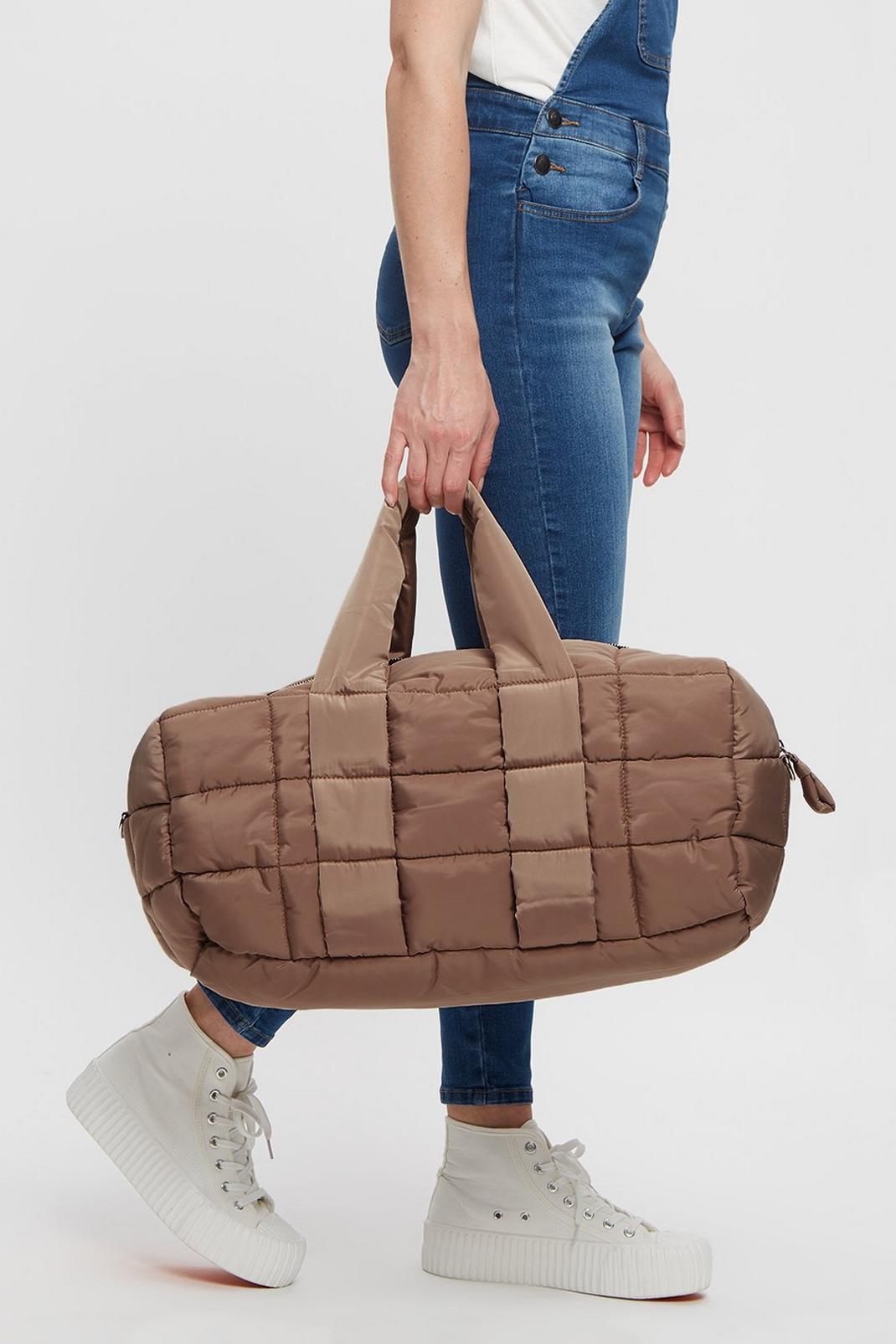Nude Quilted Nylon Gym Bag image number 1