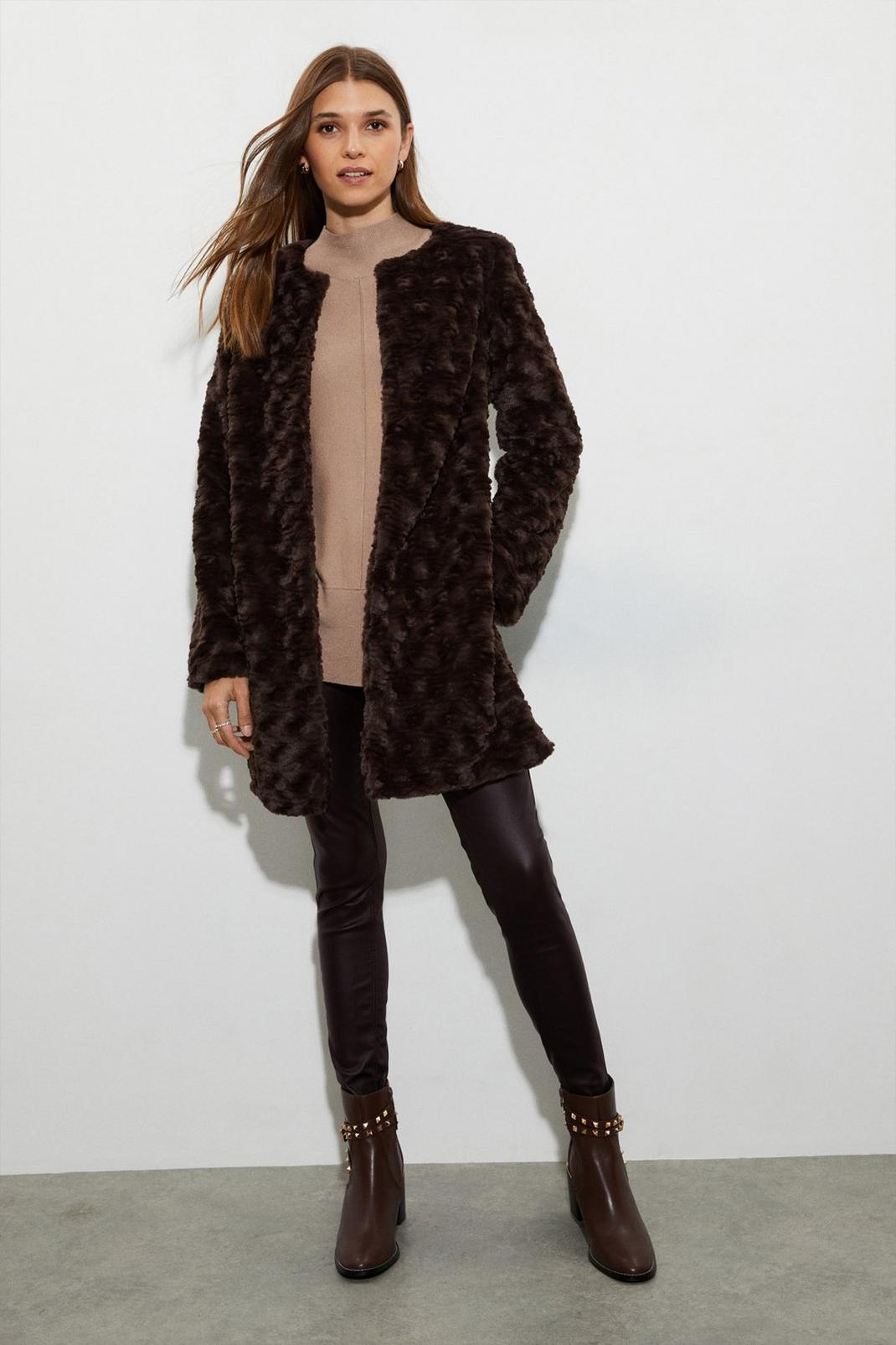 186 Collarless Textured Long Ripple Faux Fur Coat image number 2