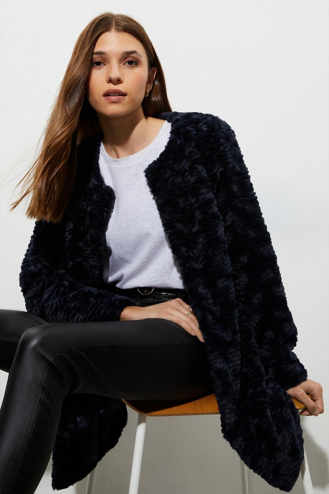 141 Collarless Textured Long Ripple Faux Fur Coat image number 1