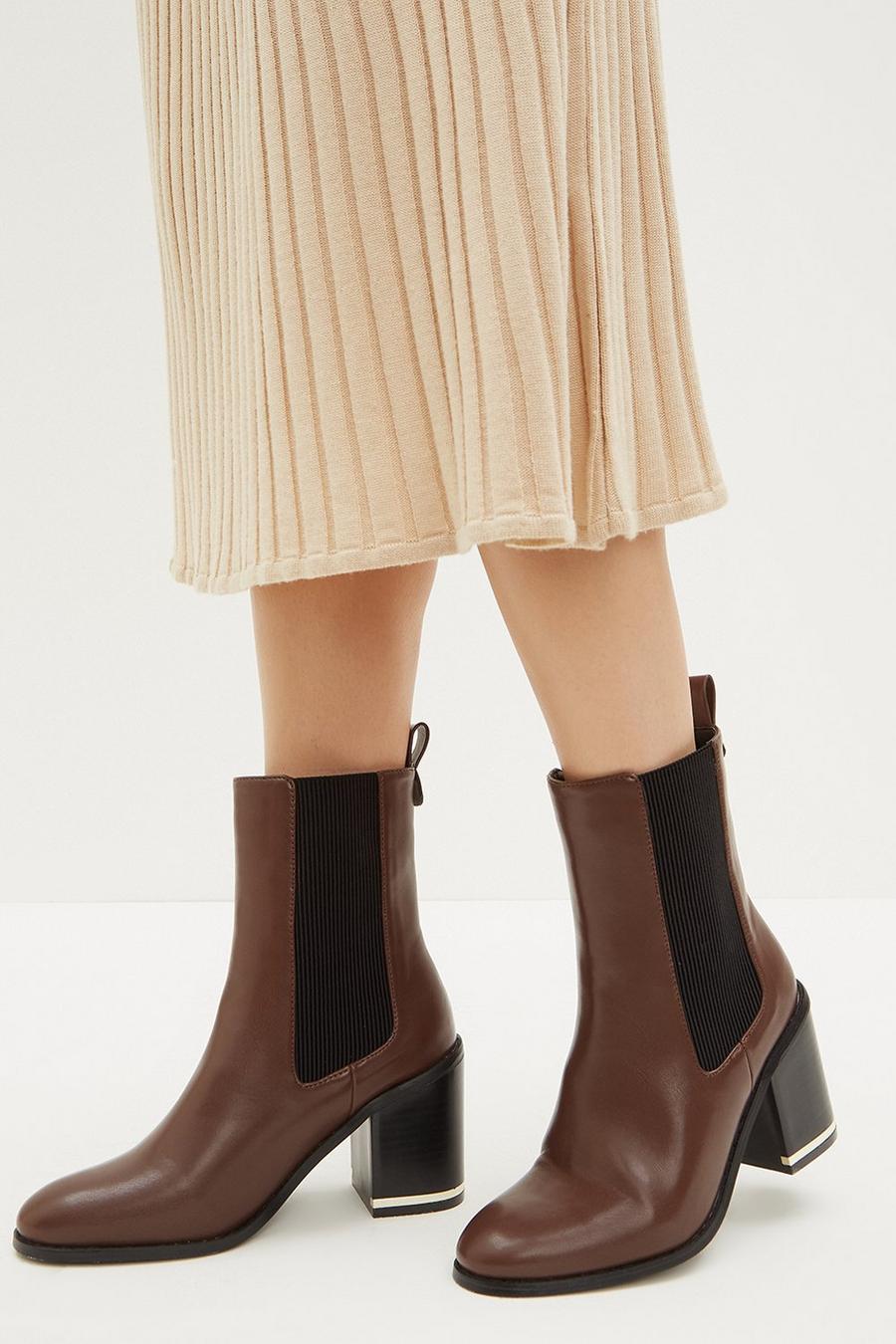 Abigail Heeled Chelsea Boots
