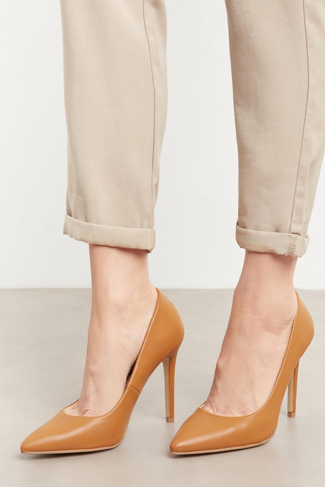 Caramel Faith: Chlo Pointed Court Shoes image number 1