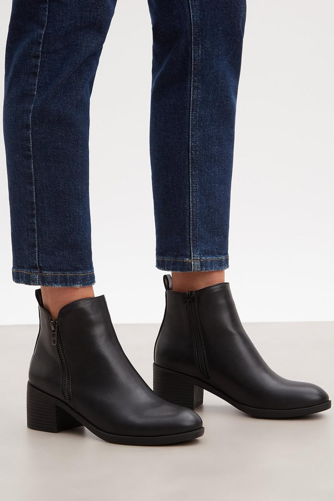 Black Good For The Sole: Mona Comfort Zip Detail Ankle Boot image number 1