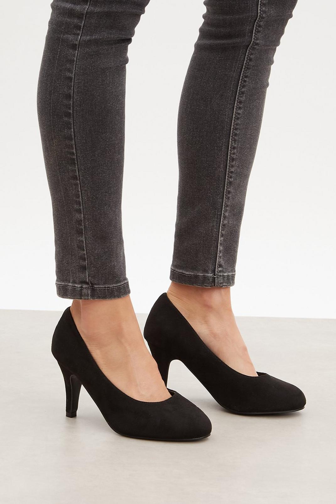 Black Good For The Sole: Extra Wide Comfort Eloise Court Shoe image number 1