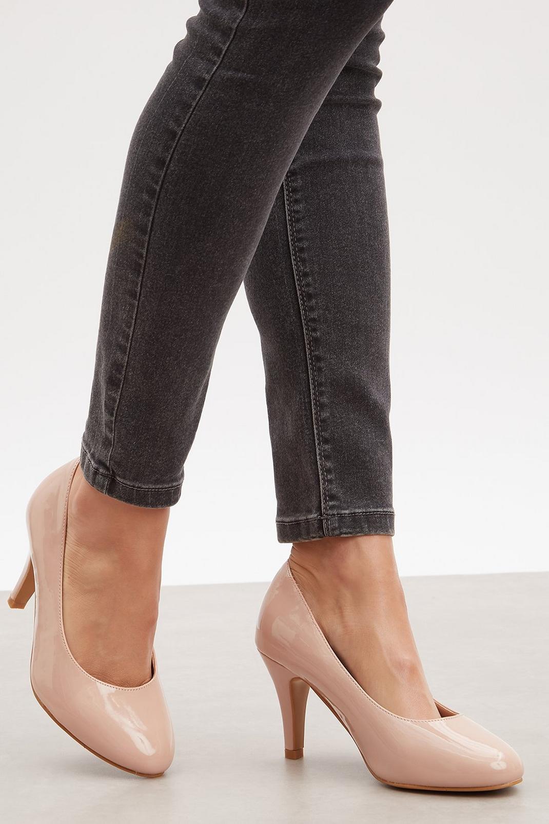 Nude Good For The Sole: Extra Wide Comfort Eloise Court Shoe image number 1