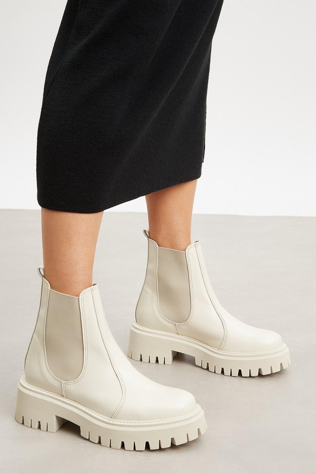 Cream Principles: Moa Chelsea Leather Ankle Boots image number 1