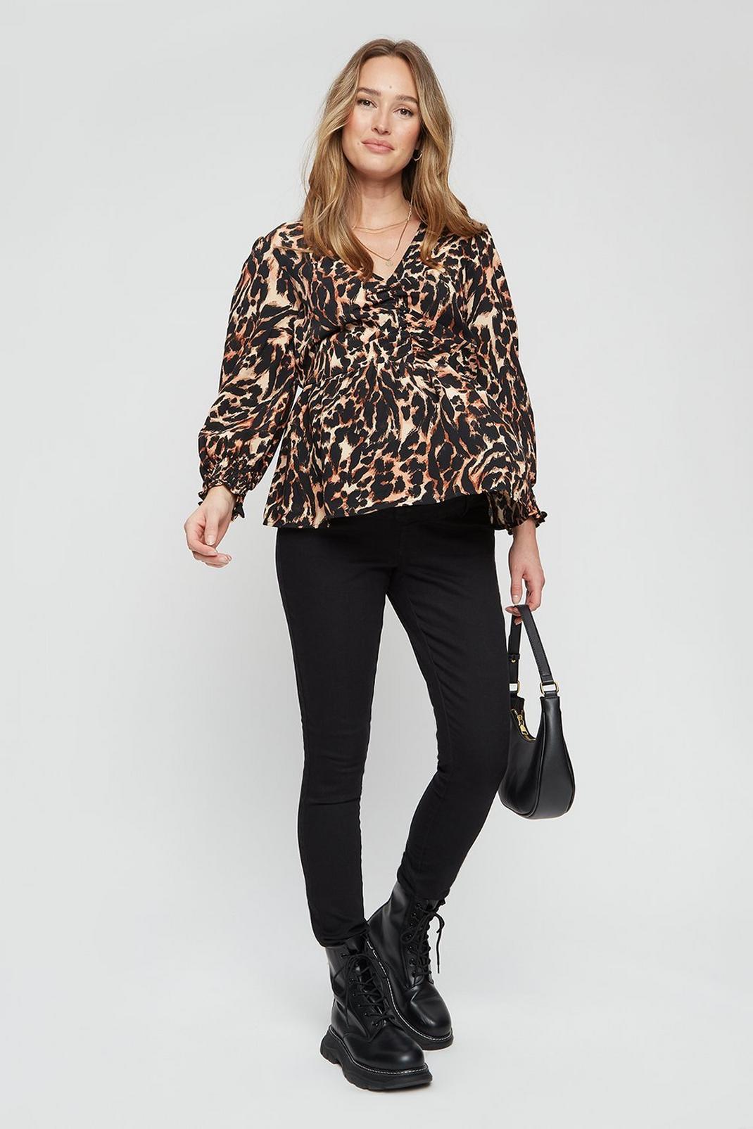 193 Maternity Leopard Print Ruched Front Top image number 2