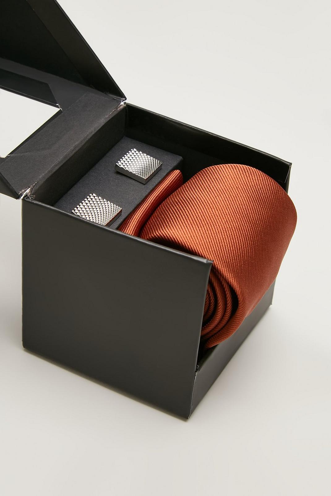208 Rust Tie, Square And Cuff Links Gifting Box image number 2