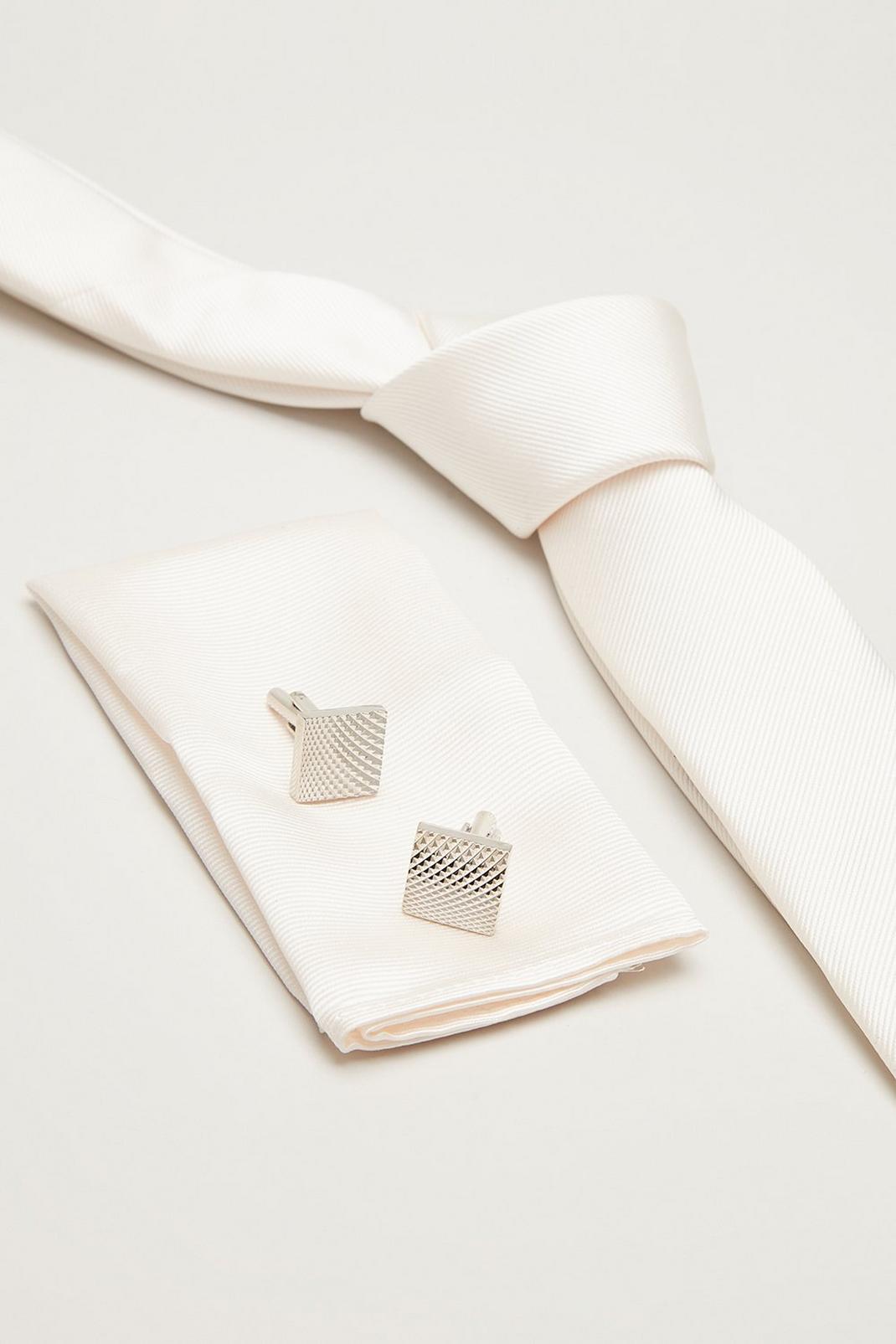 124 Ecru Tie, Square And Cuff Links Gifting Box image number 1