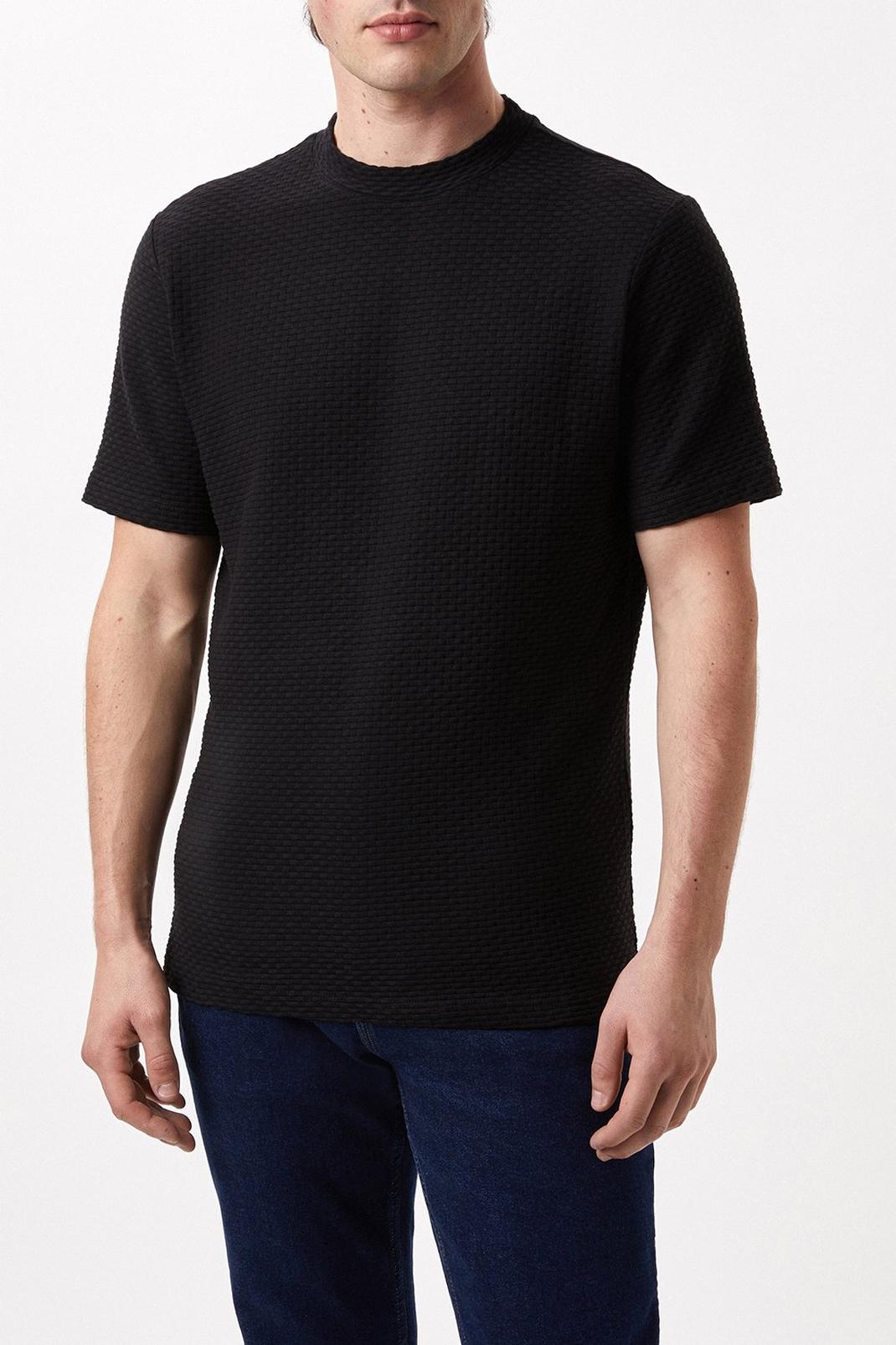 Black Textured T-shirt image number 1
