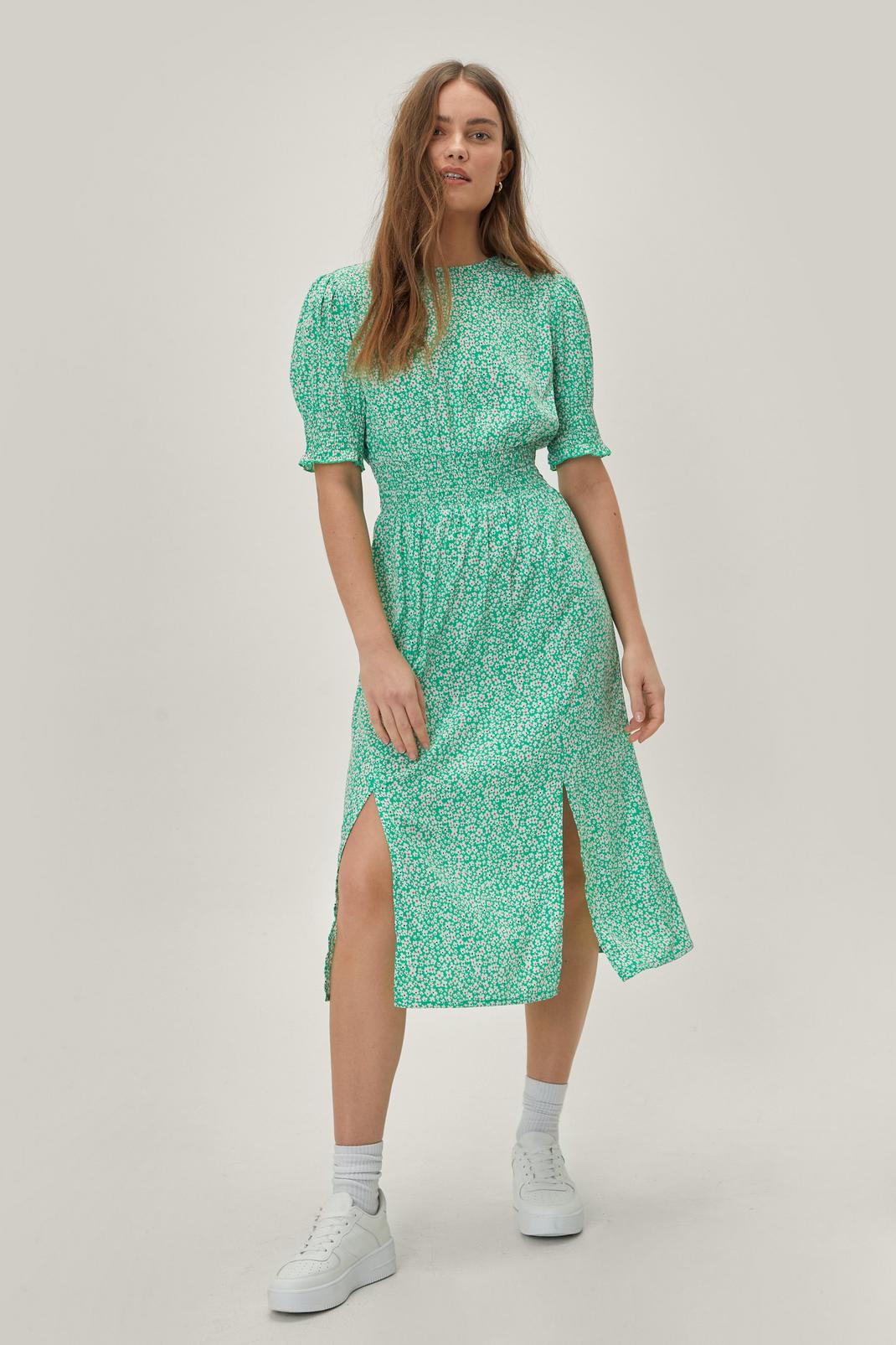 Green Floral Shirred Cuff Midi Dress image number 1