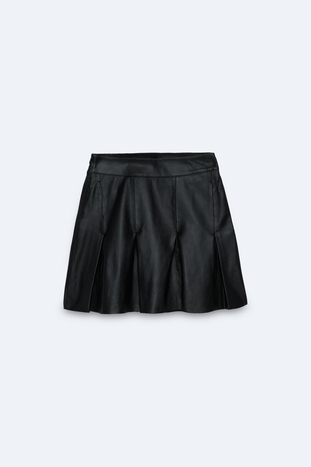 Mini-jupe plissée en cuir véritable, Black image number 1