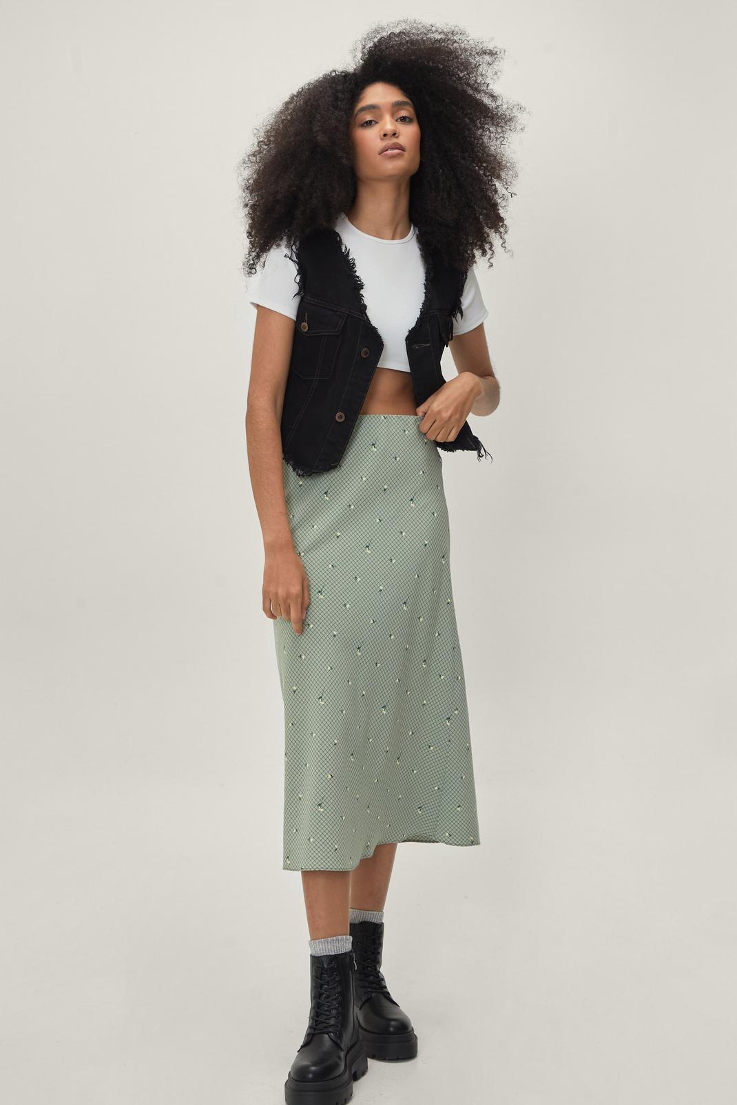 Green Gingham Floral Midi Skirt image number 1