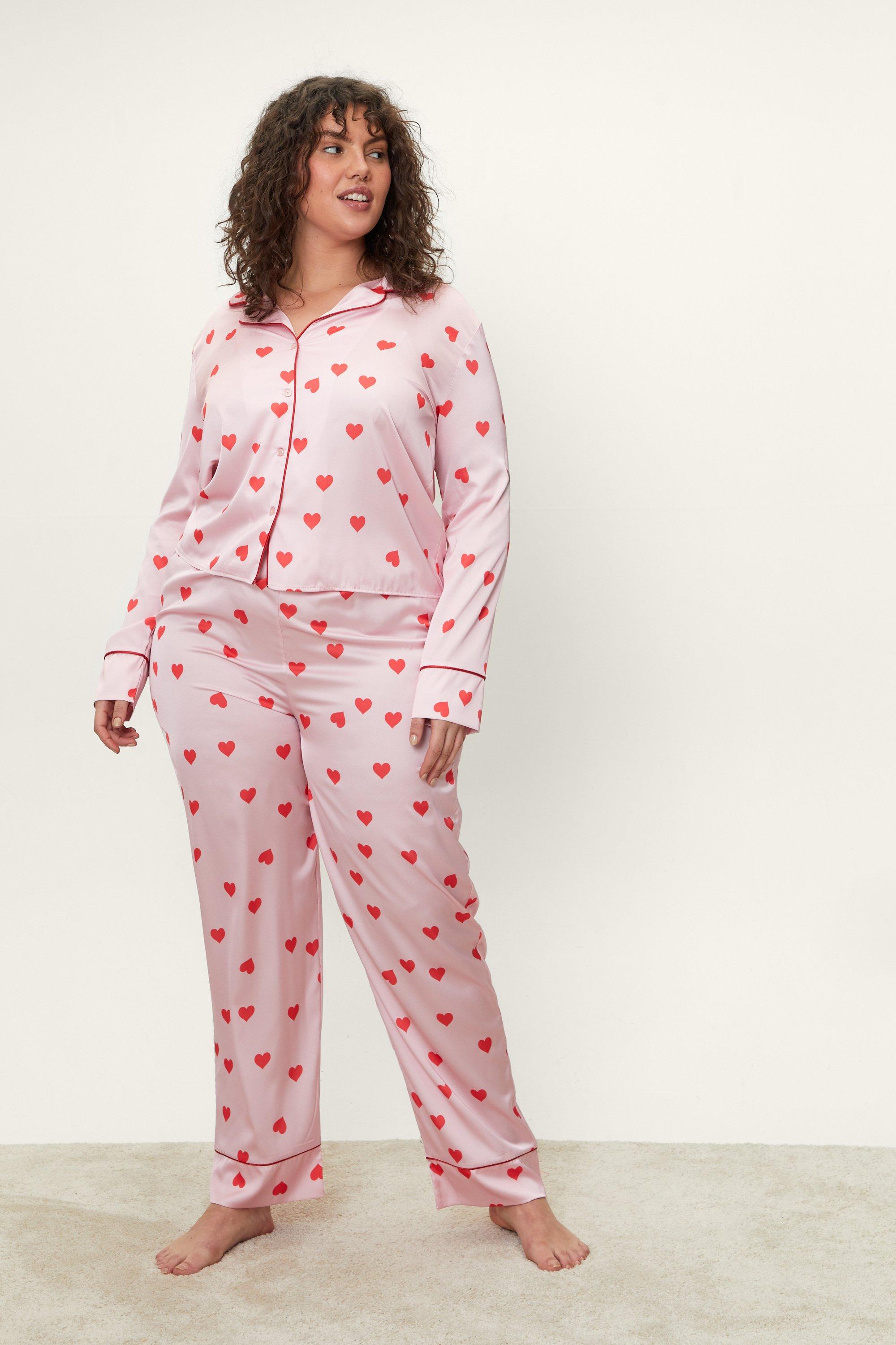 Plus size heart online pajamas