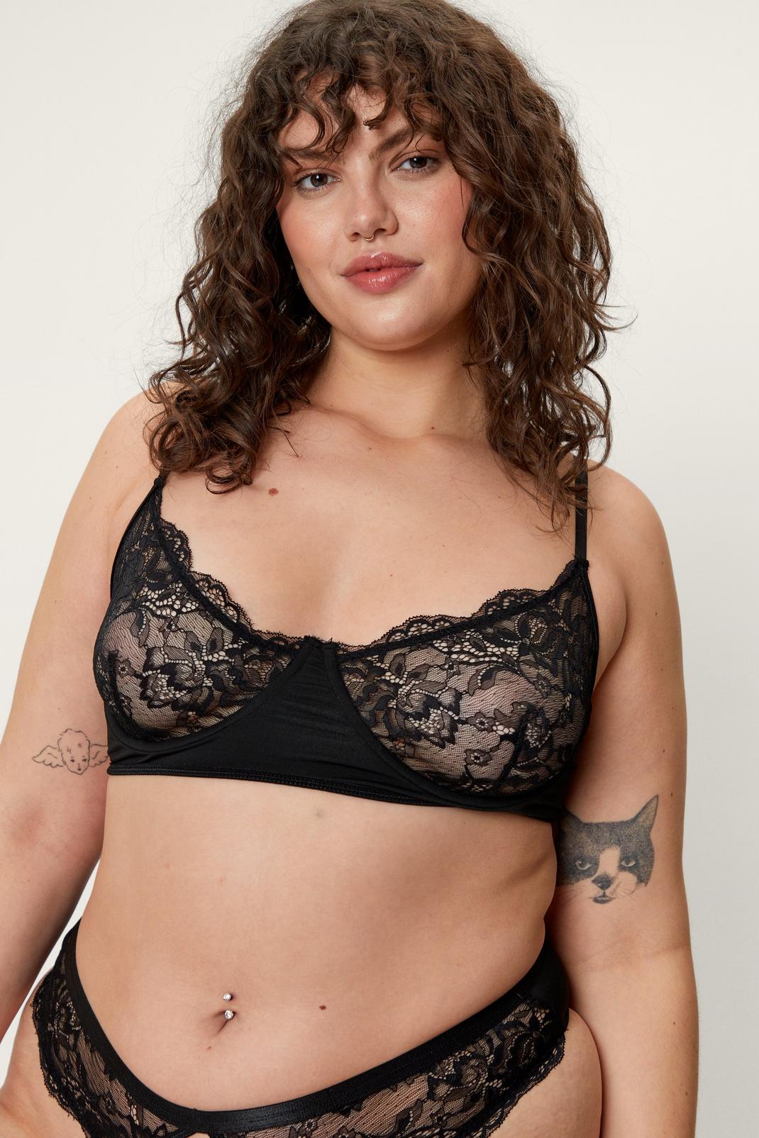Black Plus Size Underwired Bralette and Knickers Set image number 1