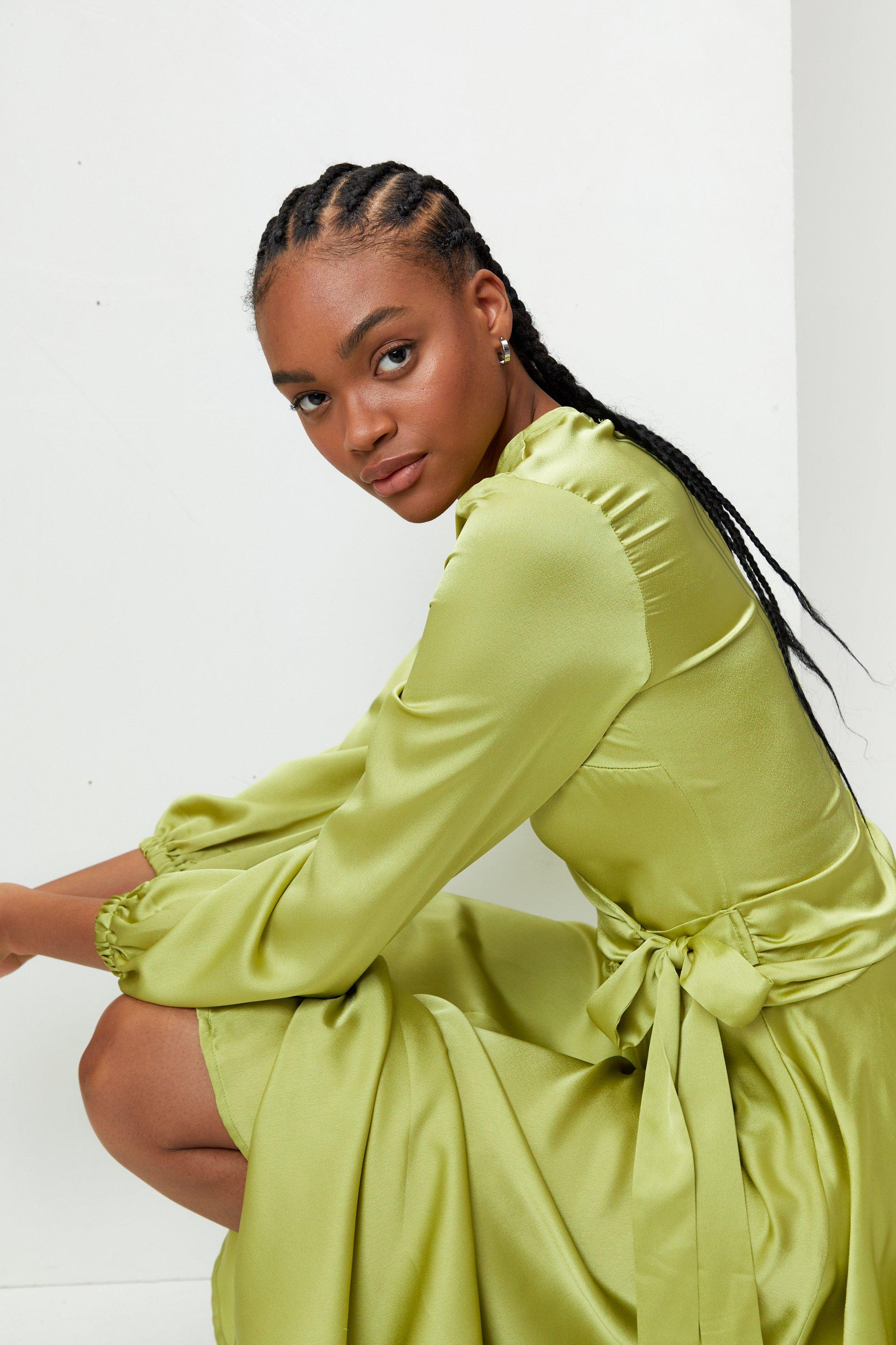 Nasty gal make 2025 your entrance satin dress