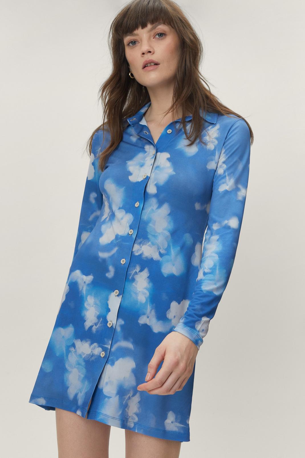 Robe chemise courte à imprimé floral flou image number 1