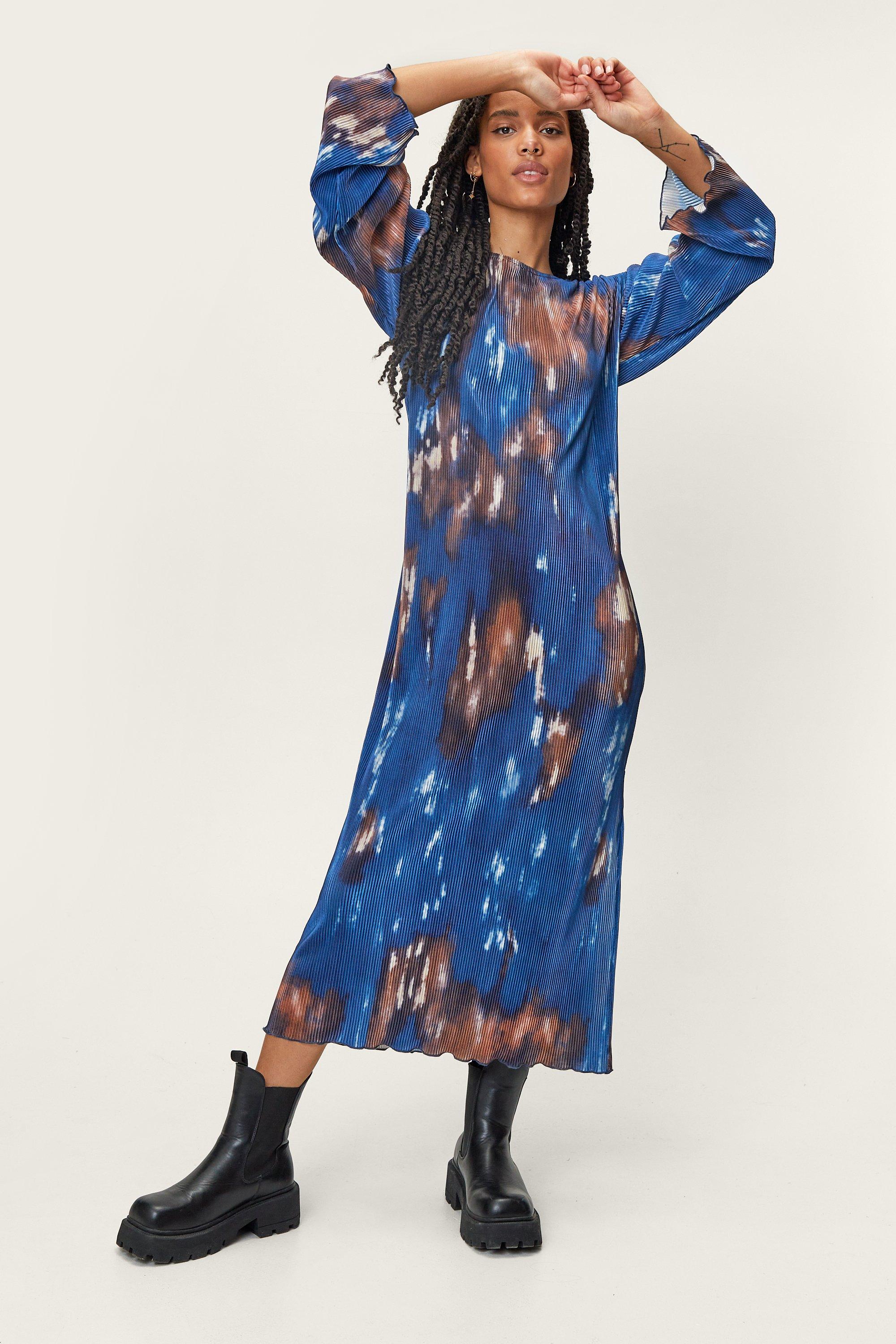 Petite Plisse Tie Dye Long Sleeve Maxi ...