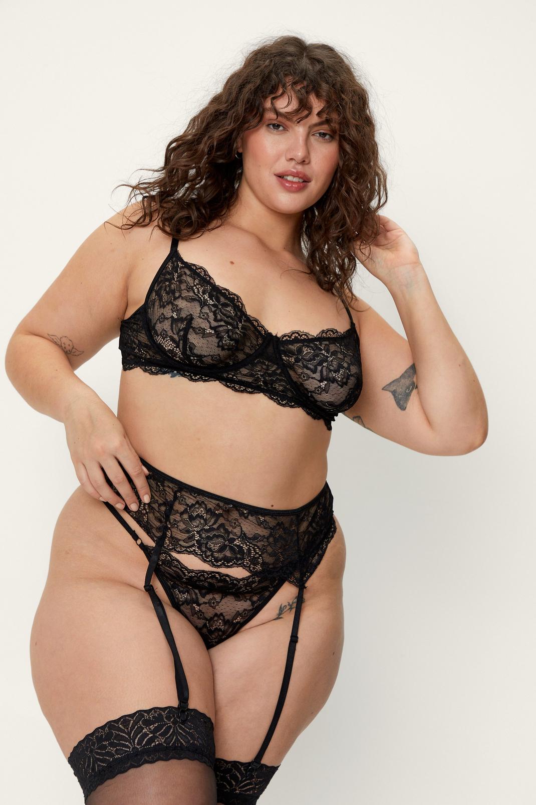 105 Plus Size Floral Underwired 3 Pc Lingerie Set image number 2