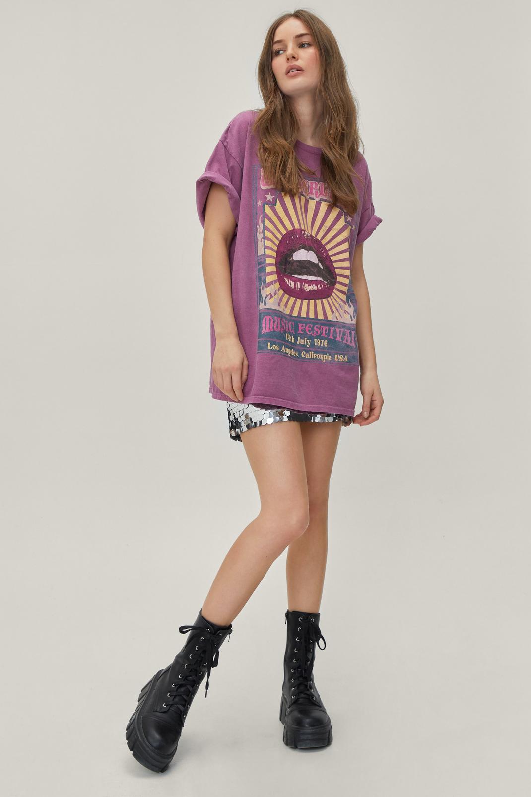 Wonderland Graphic Wash T-shirt, Purple image number 1