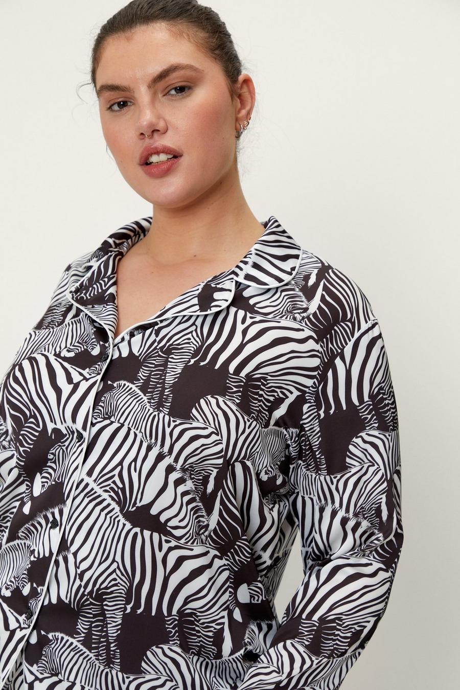Plus Size Mono Zebra Print Pyjama Short Set