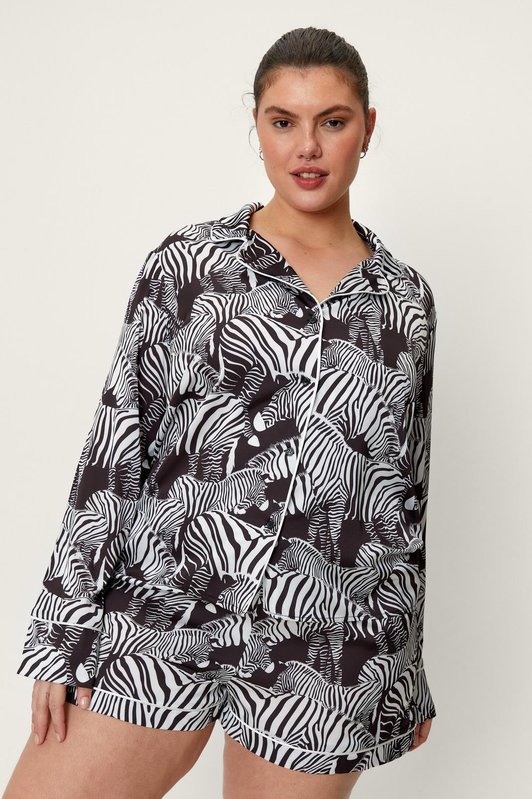 105 Plus Size Mono Zebra Print Pyjama Short Set image number 2