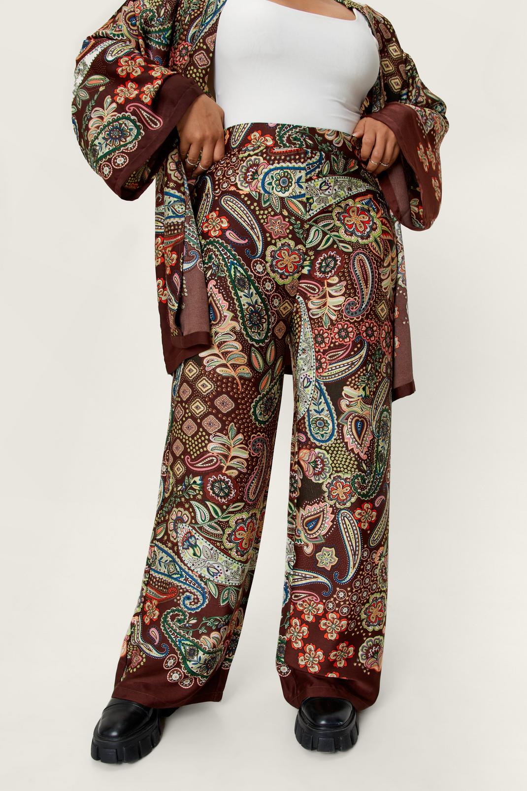 186 Plus Size Paisley Print Satin Wide Leg Trousers image number 2
