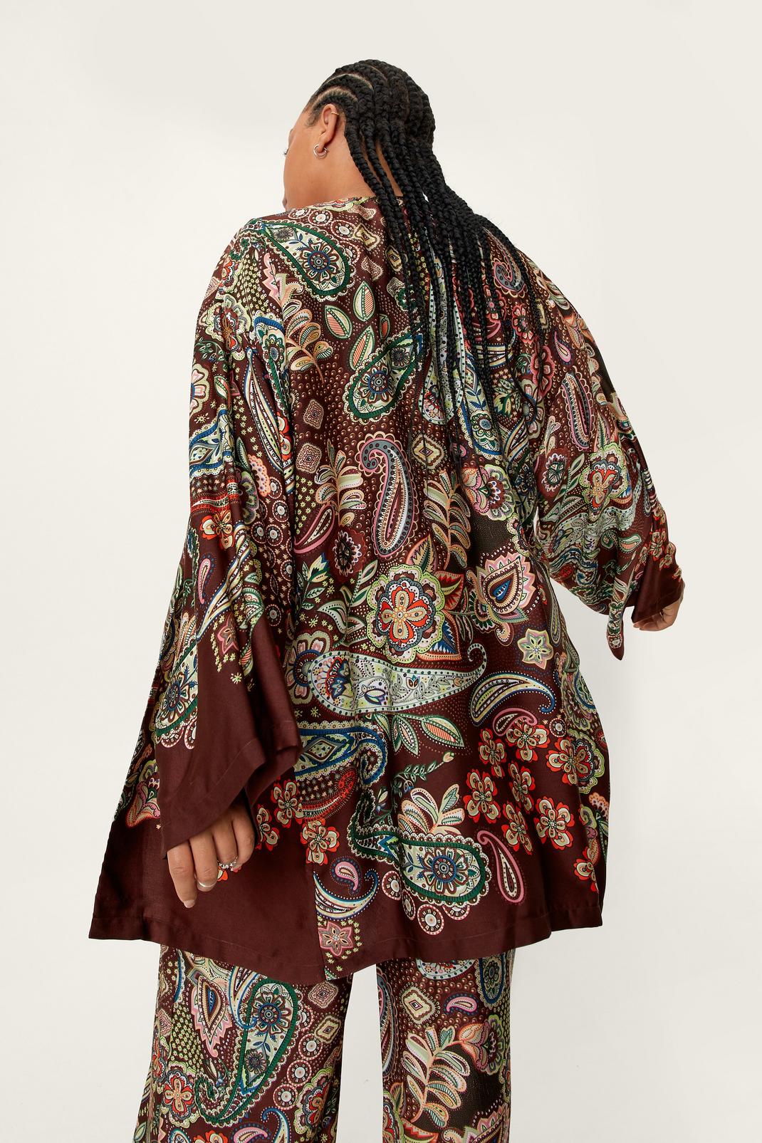 Grande taille - Top style kimono à imprimé cachemire, Chocolate image number 1