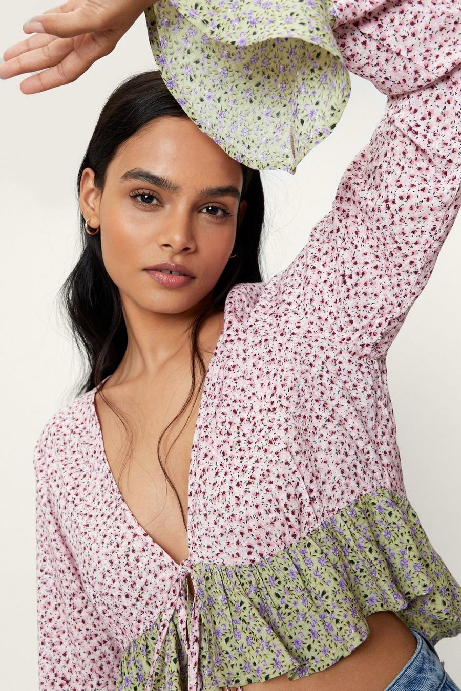 Ditsy Floral Printed Spliced Tie Front Top