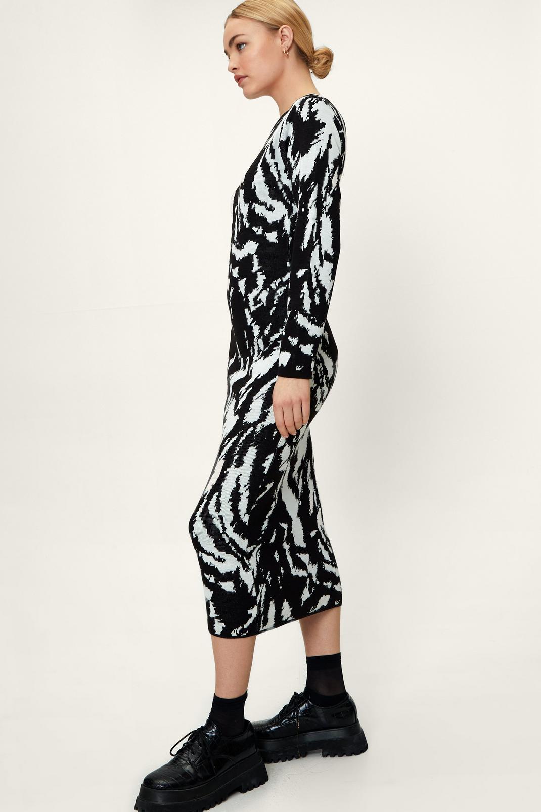 Mono Marble Print Knitted Bodycon Midi Dress image number 1