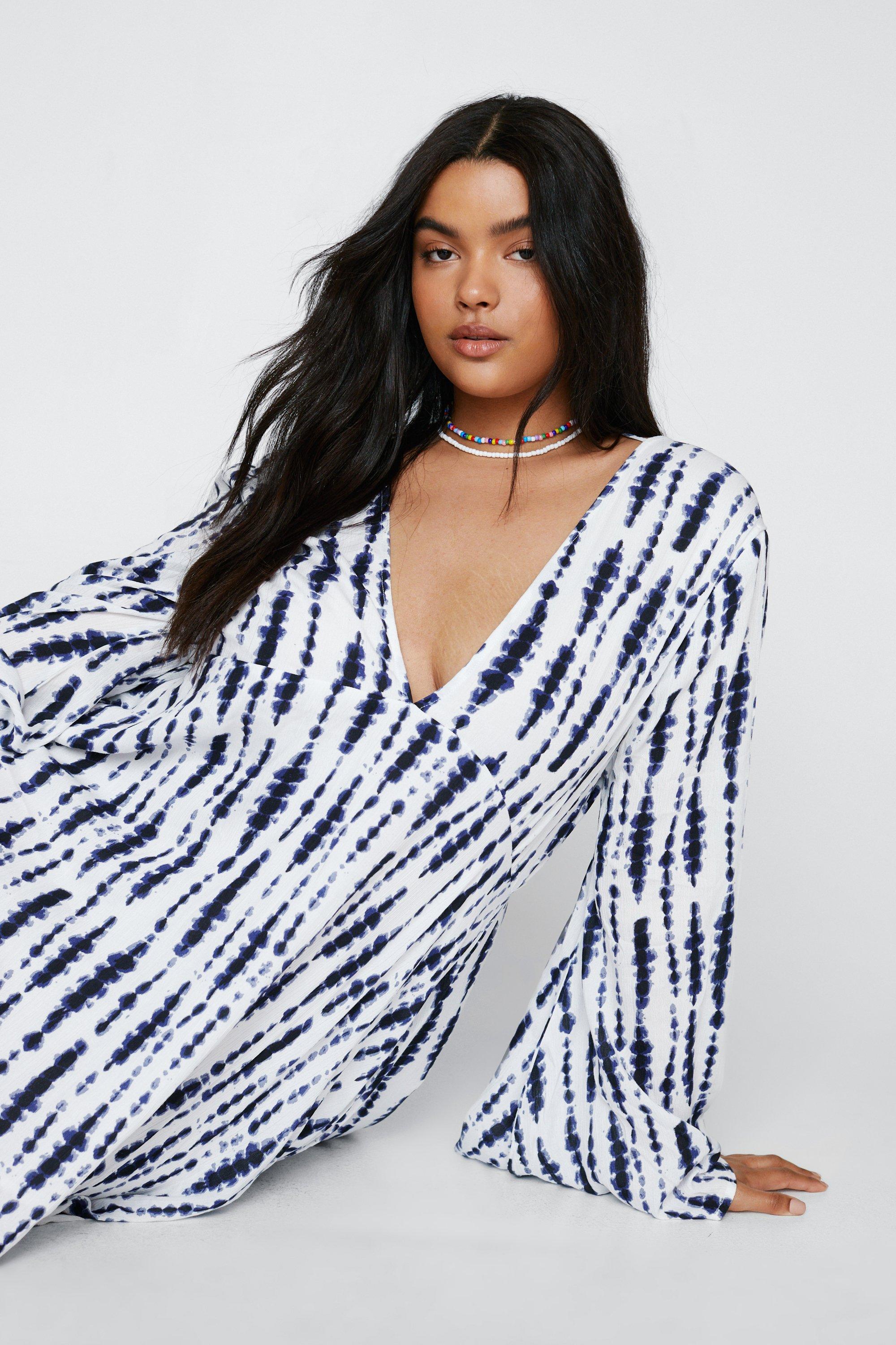 Grande taille Robe smockee effet tie dye Nasty Gal