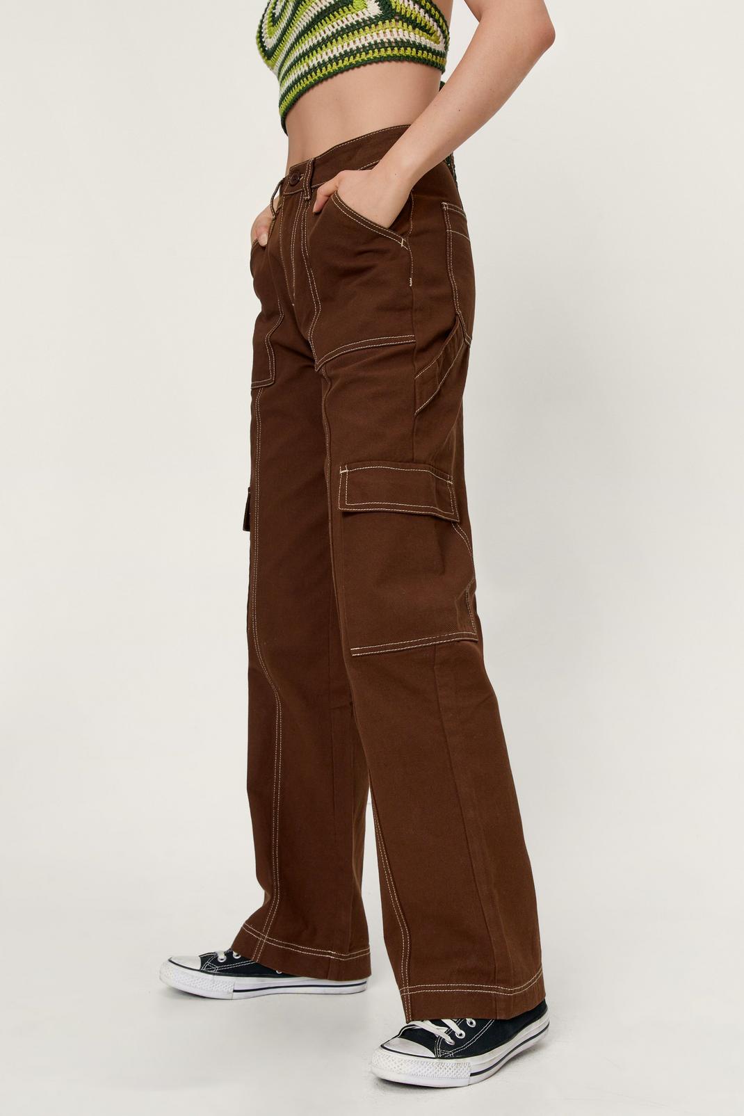 Pantalon cargo à poches avec coutures contrastées, Chocolate image number 1