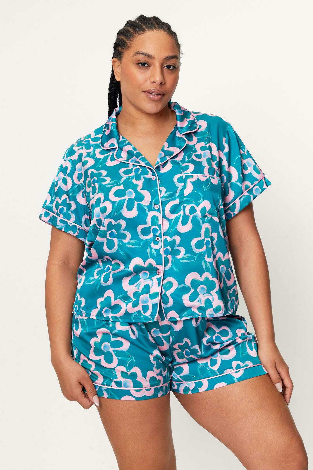 Green Plus Size Satin Floral Shirt and Shorts Pajama Set image number 1