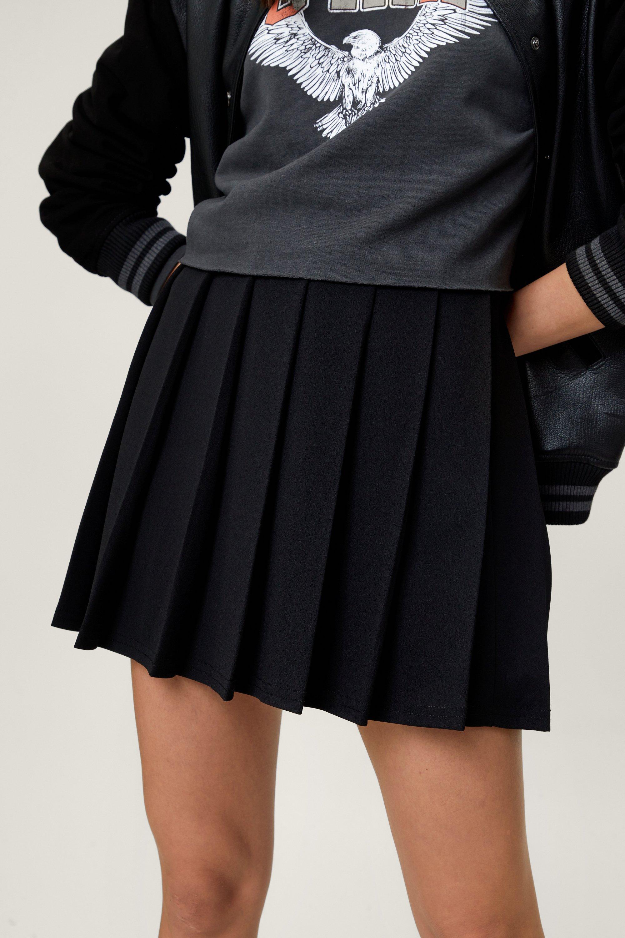 Structured high clearance waisted mini skirt