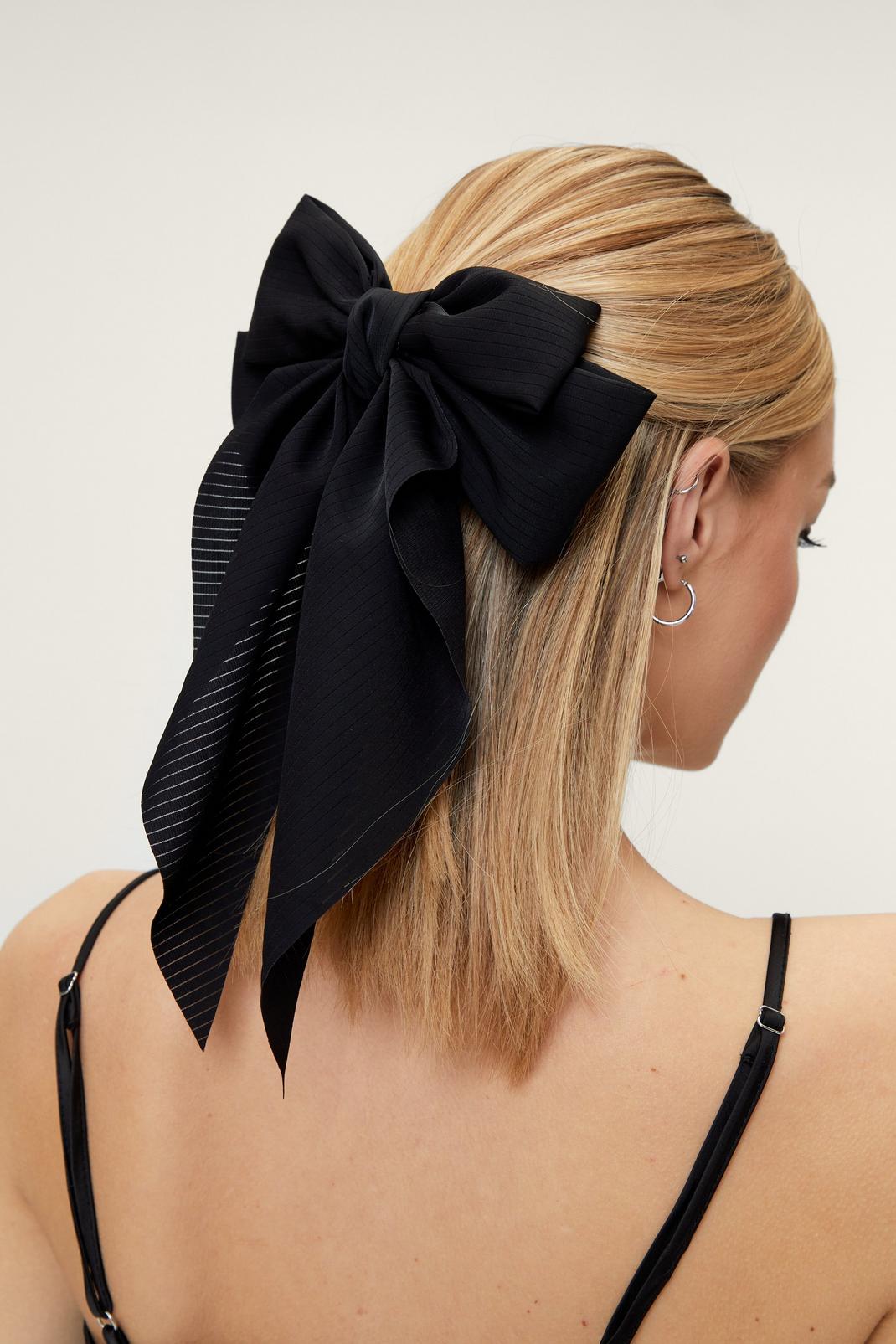 Black Oversized Printed Double Bow Hair Clip image number 1