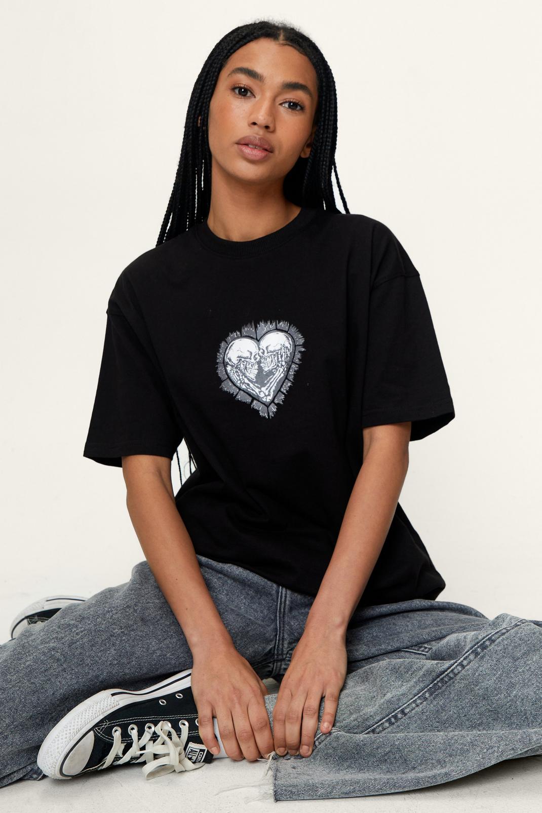 T-shirt oversize avec imprimé tête de mort et cœur, Black image number 1