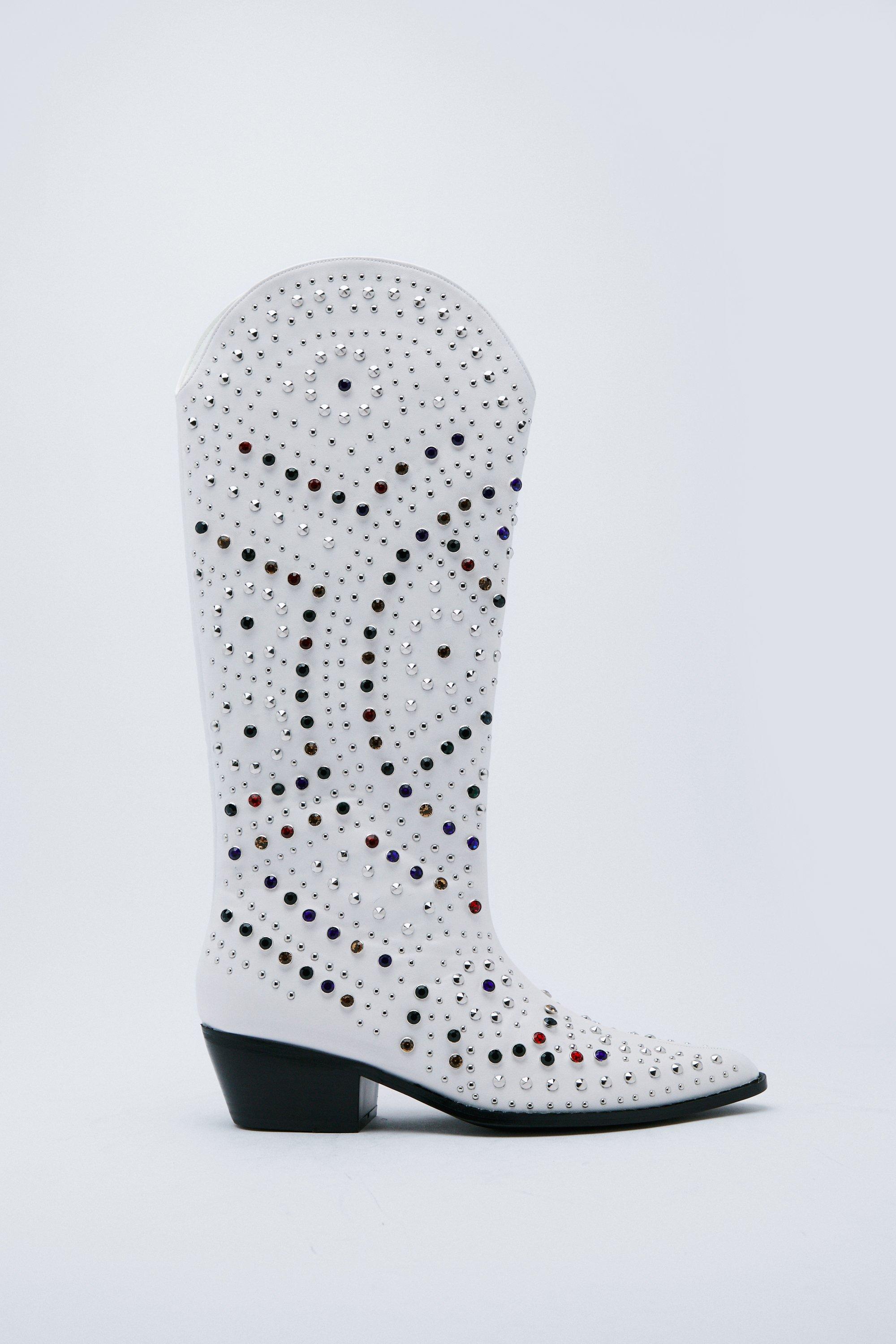 White studded hot sale cowboy boots