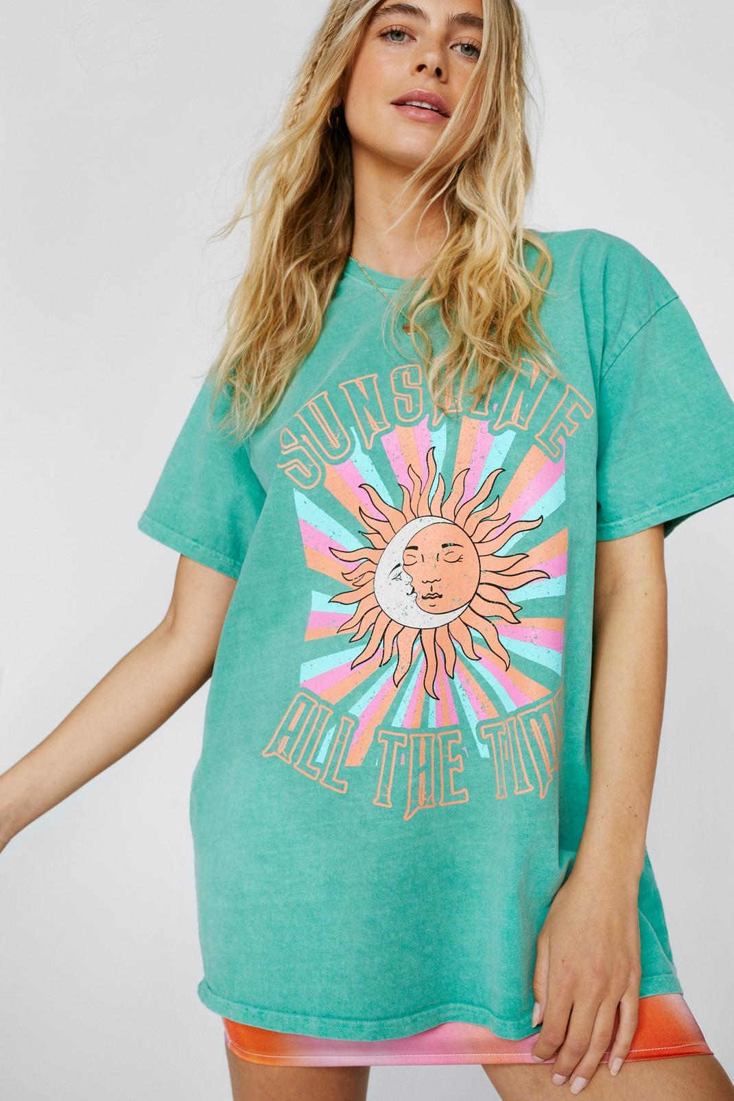 Green Sunshine Graphic Oversized T-Shirt image number 1