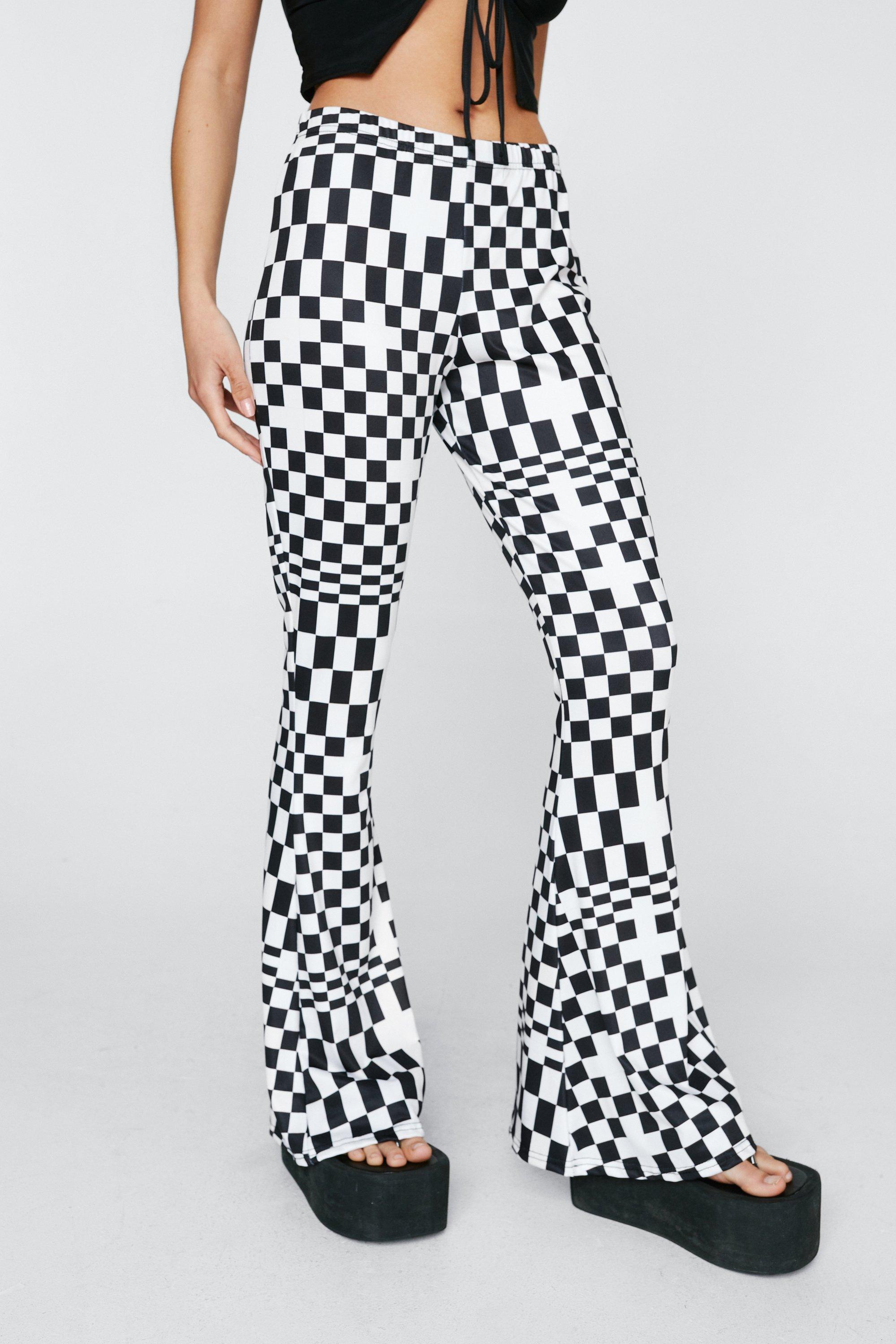 Abstract Check Print Flare Trouser Nasty Gal