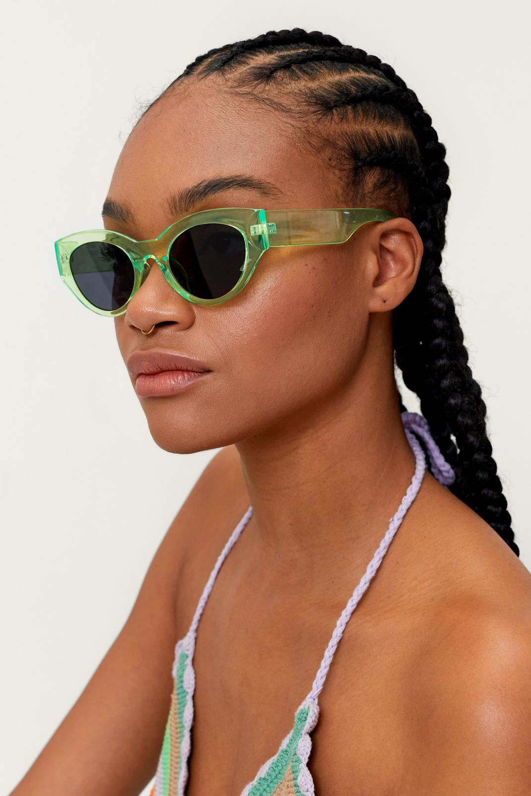 Green Transparent Cat Eye Sunglasses image number 1