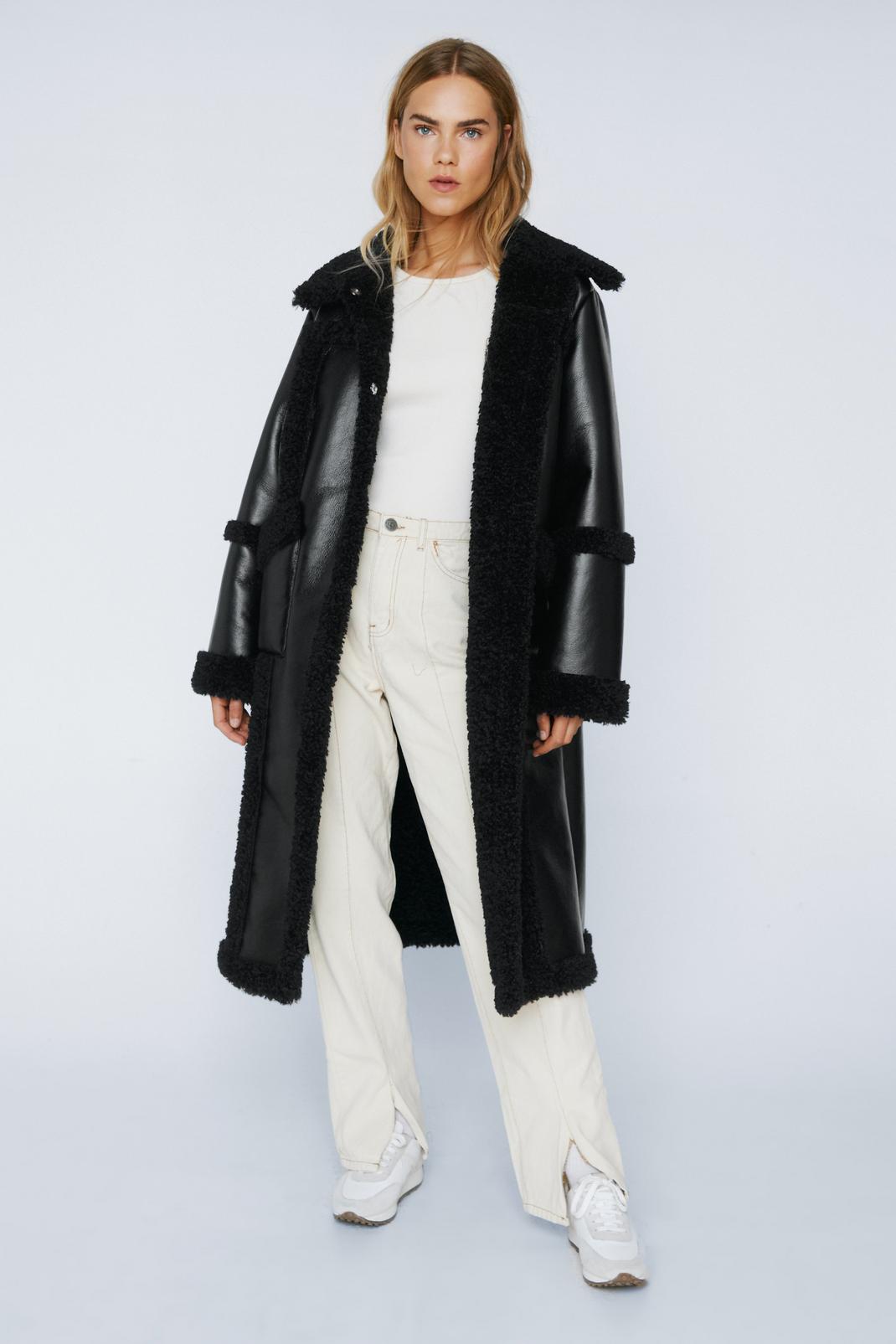 Manteau long en simili premium et faux mouton, Black image number 1