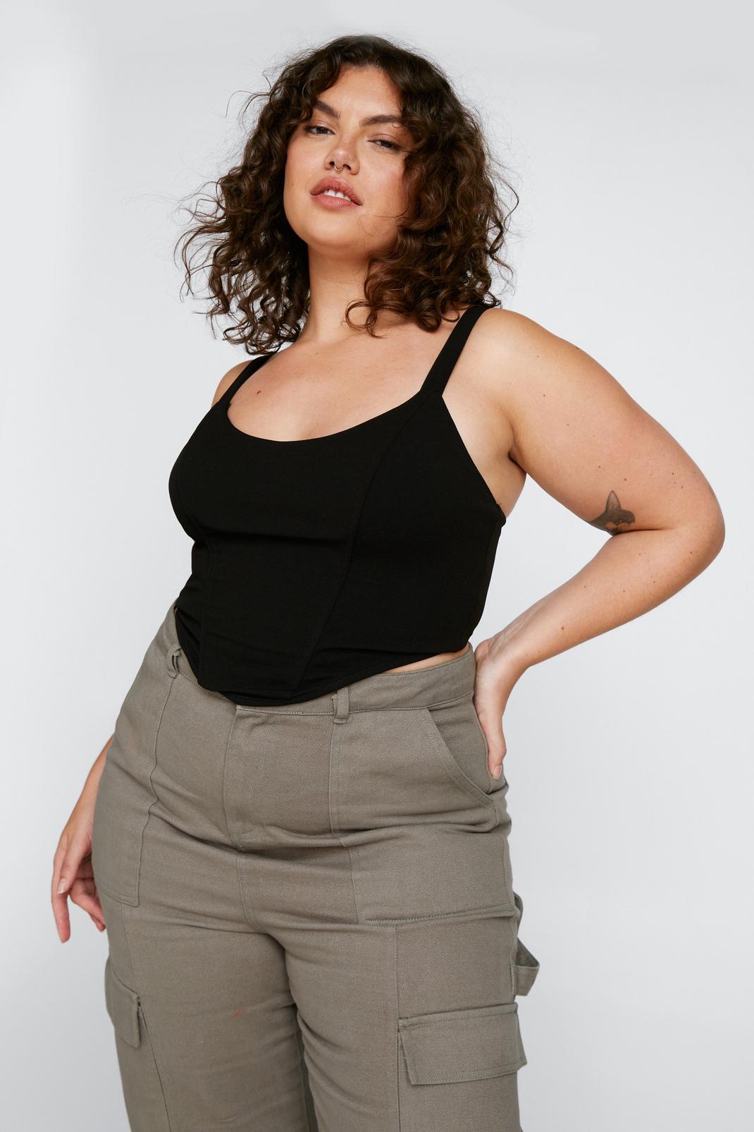 Black Plus Size Strappy Cropped Boned Corset image number 1
