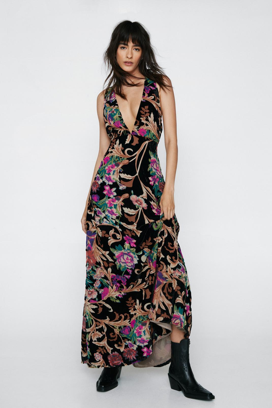 Black Floral Paisley Devore Plunge Maxi Dress image number 1