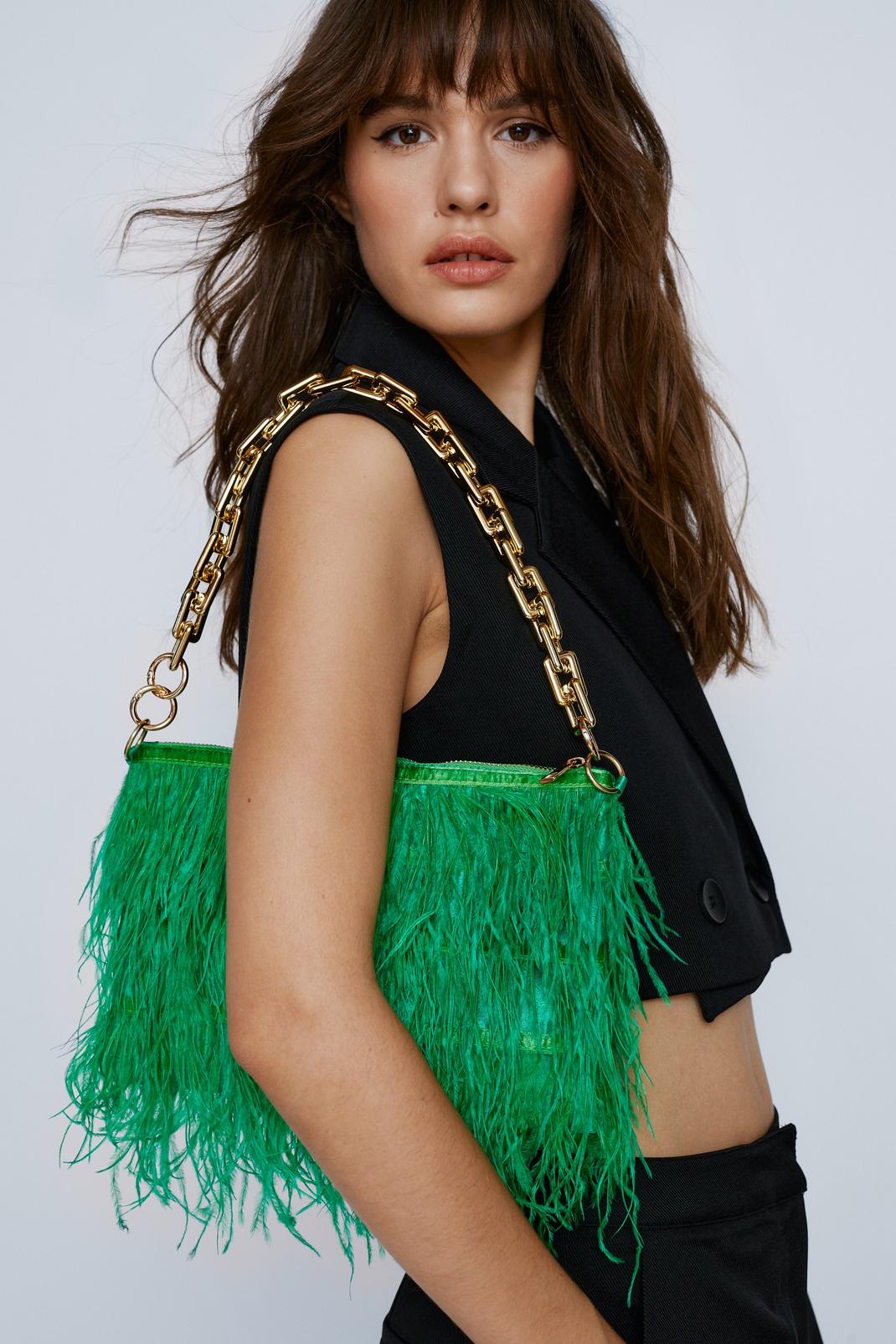 Green Feather Chain Strap Bag image number 1