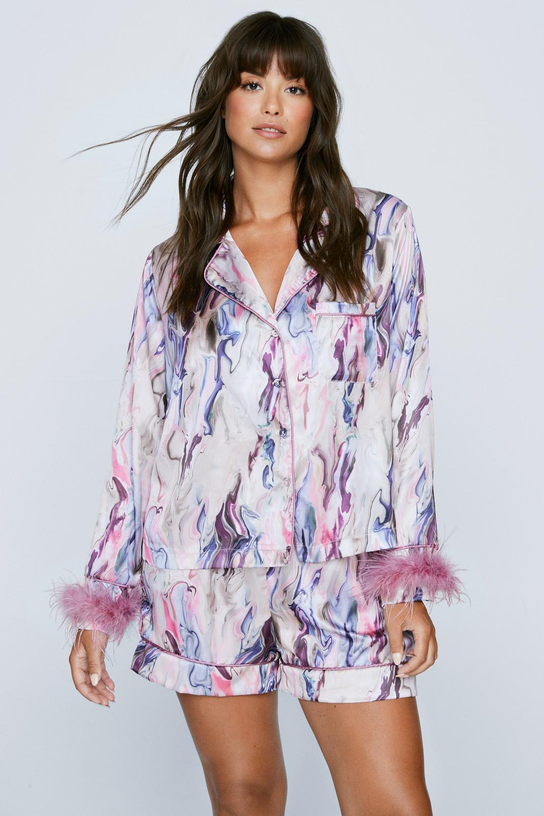 Grande taille - Pyjama imprimé marbre à bordure à plumes avec short, Mauve image number 1