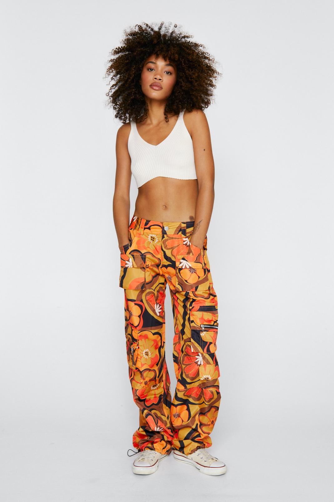 Pantalon cargo large à poches imprimé floral rétro, Orange image number 1
