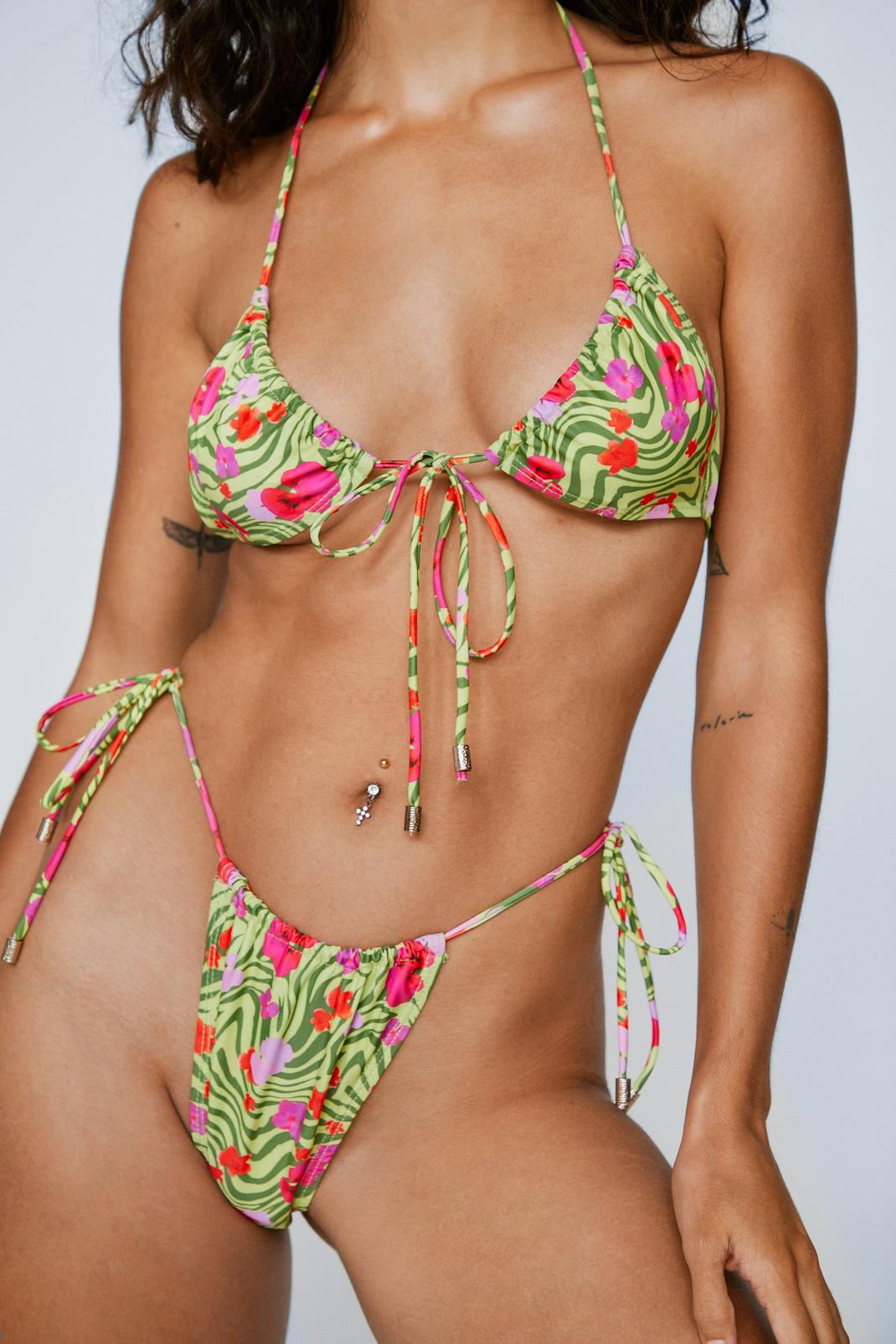 Bikini recyclé imprimé floral et zèbre avec triangle et lacets, Yellow image number 1