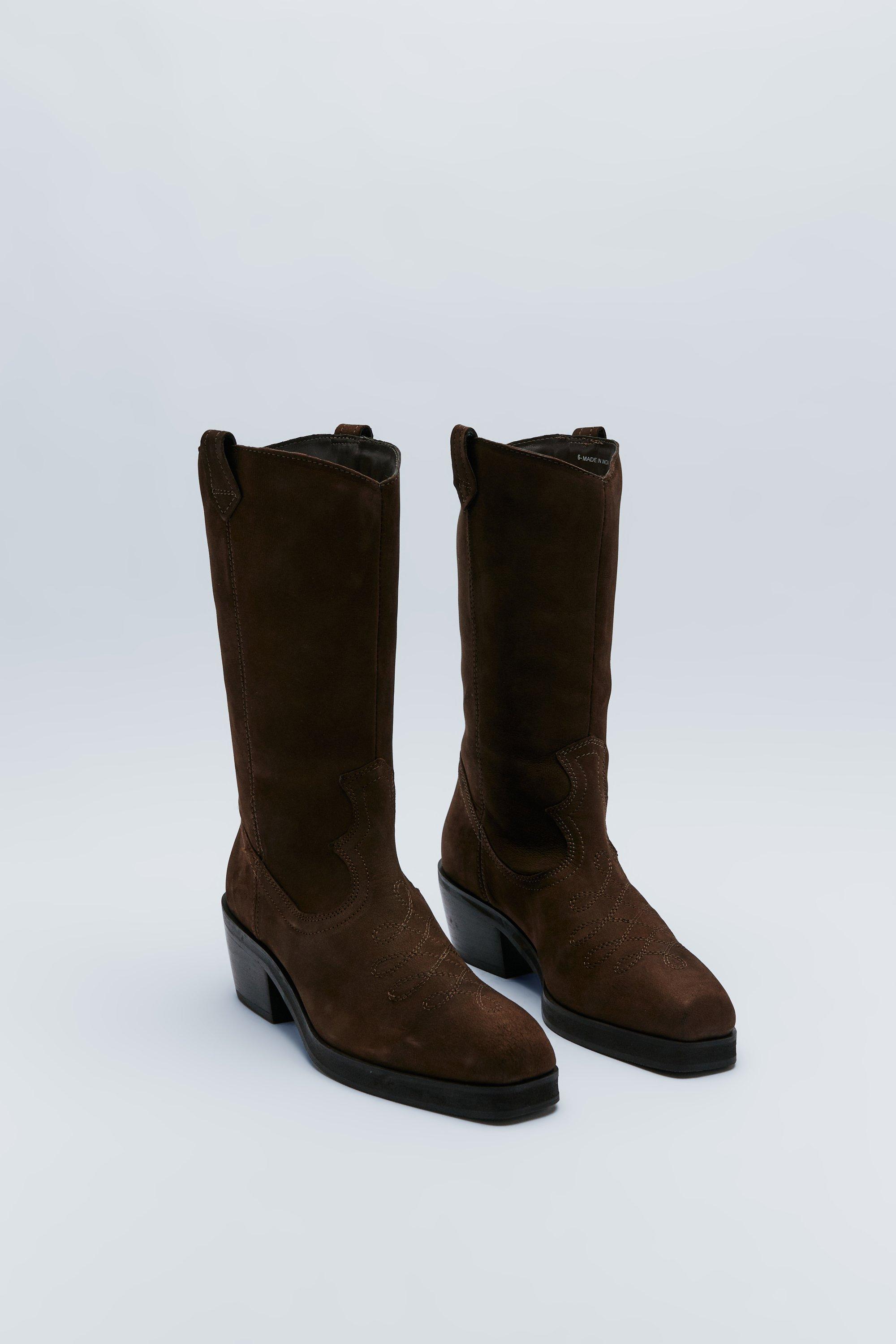 Short square toe hot sale cowgirl boots