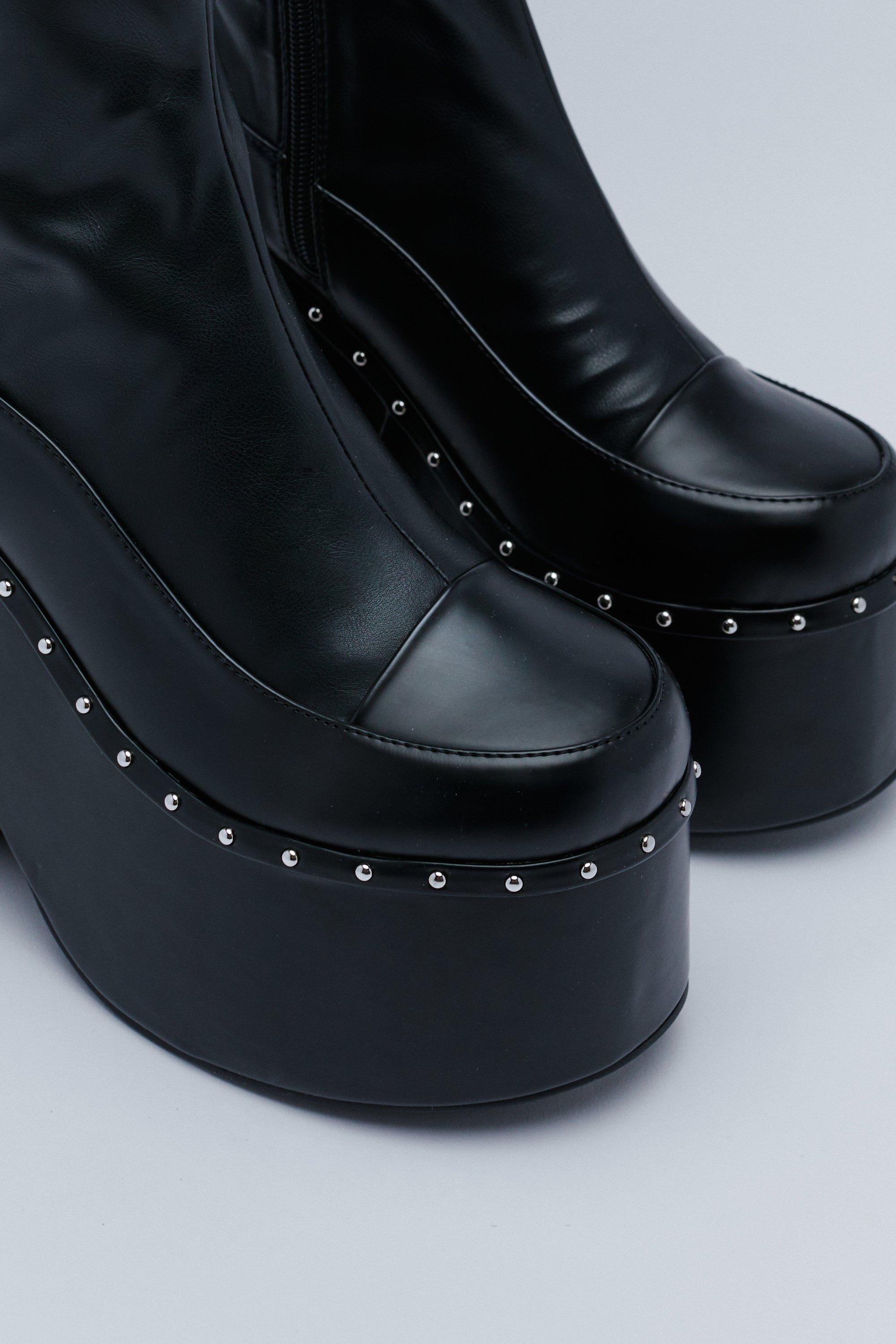 Studded platform 2025 ankle boots