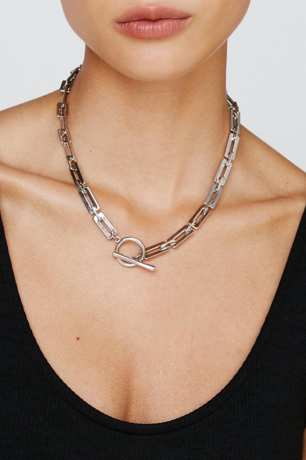 Silver Square Chain Loop Necklace image number 1